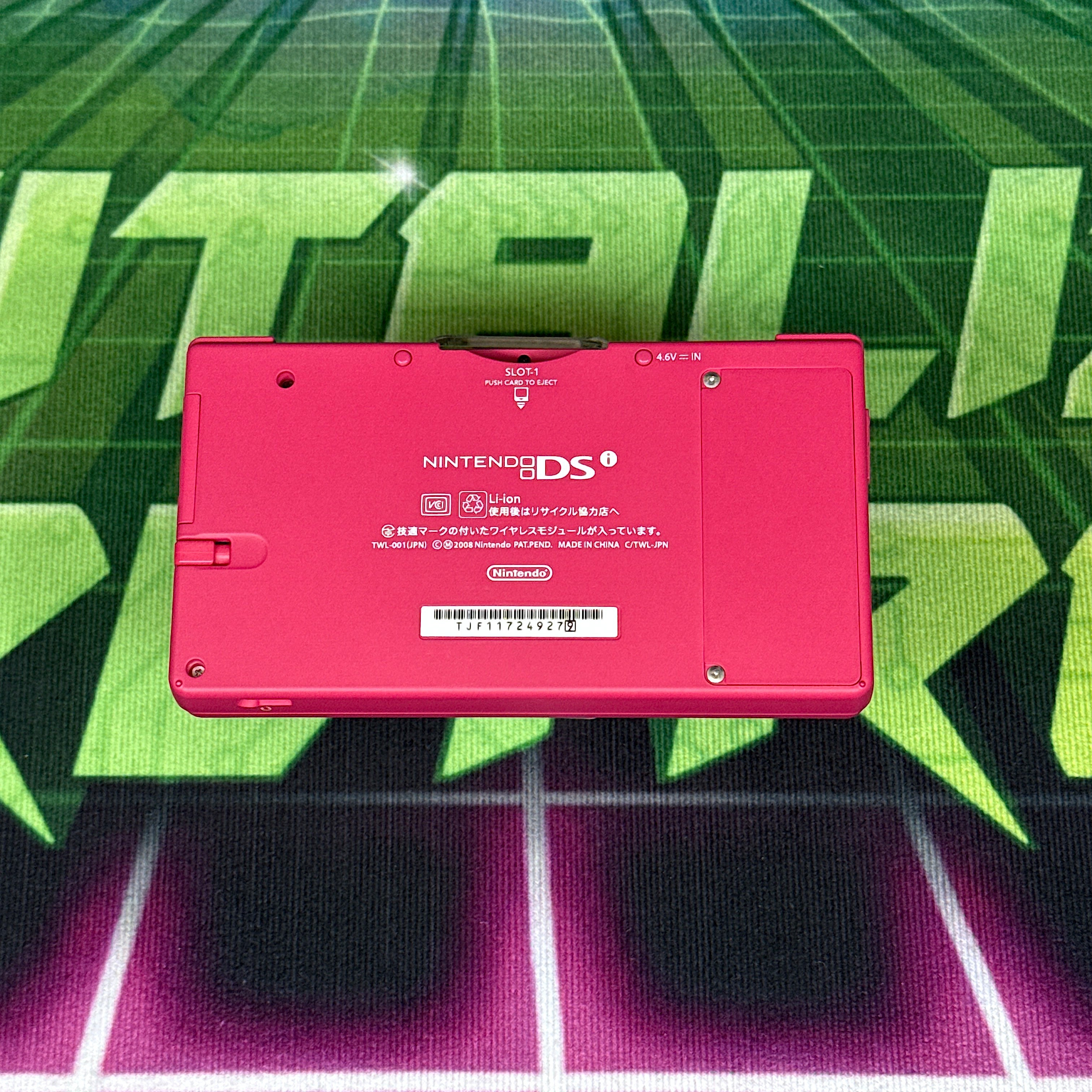 Nintendo DSi Handheld Console – Hot Pink (JP)