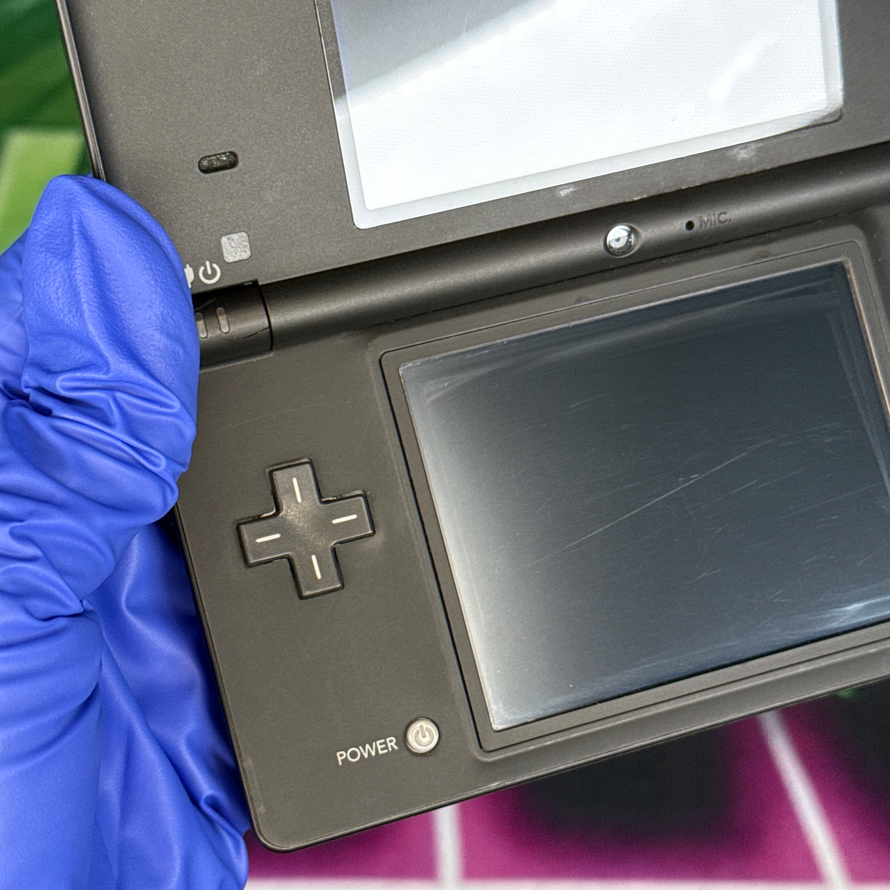 Nintendo DSi Console Handheld Console – Black
