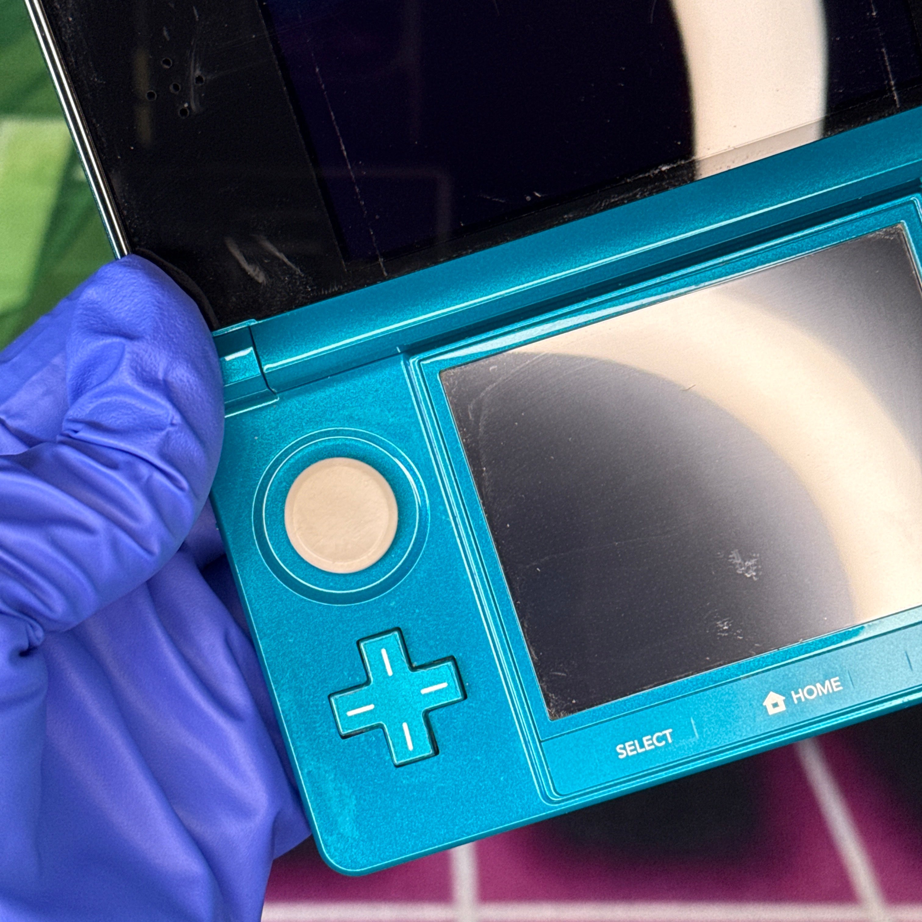 Nintendo 3DS Handheld Console - Aqua Blue (CIB)