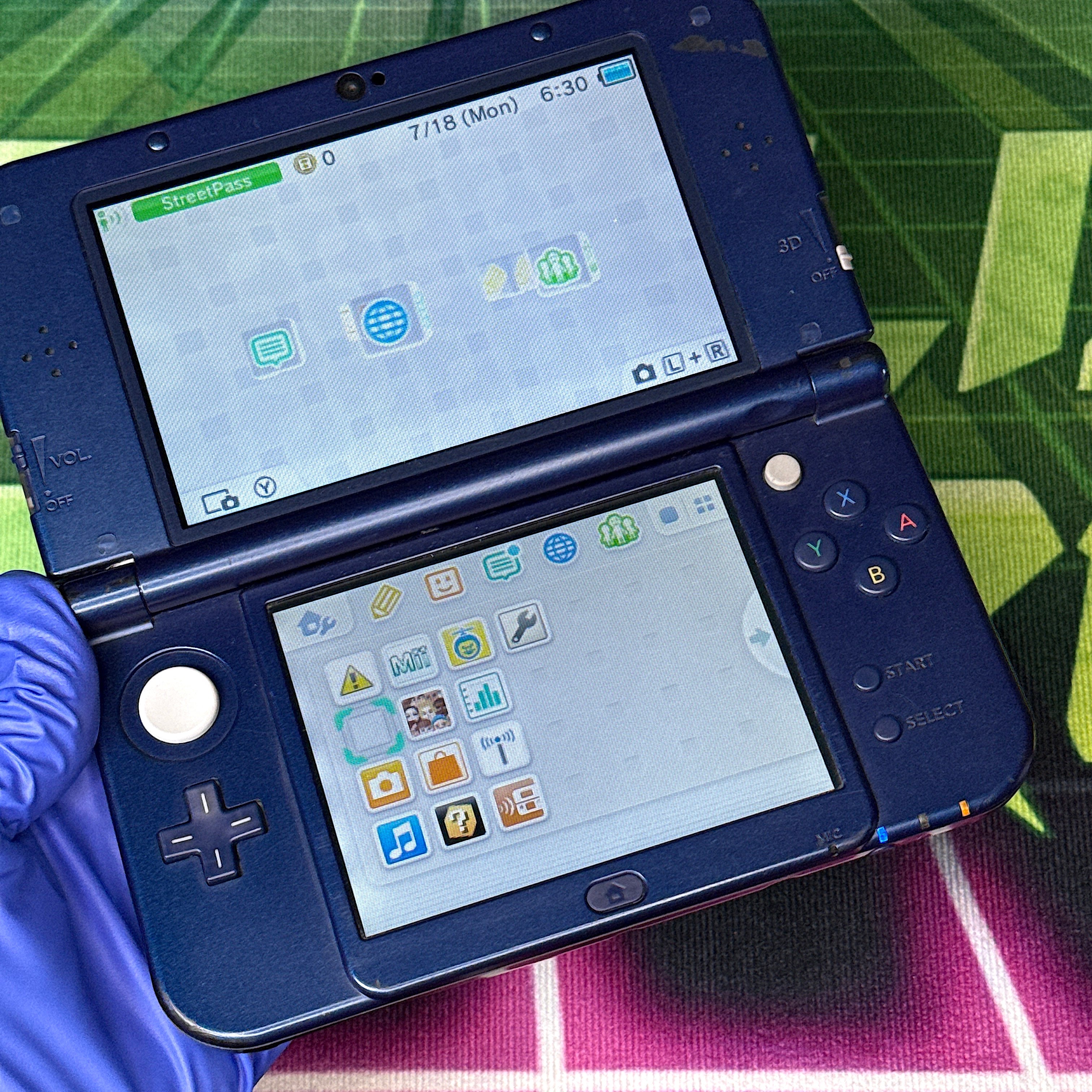 New Nintendo 3DS XL Handheld Console - Galaxy
