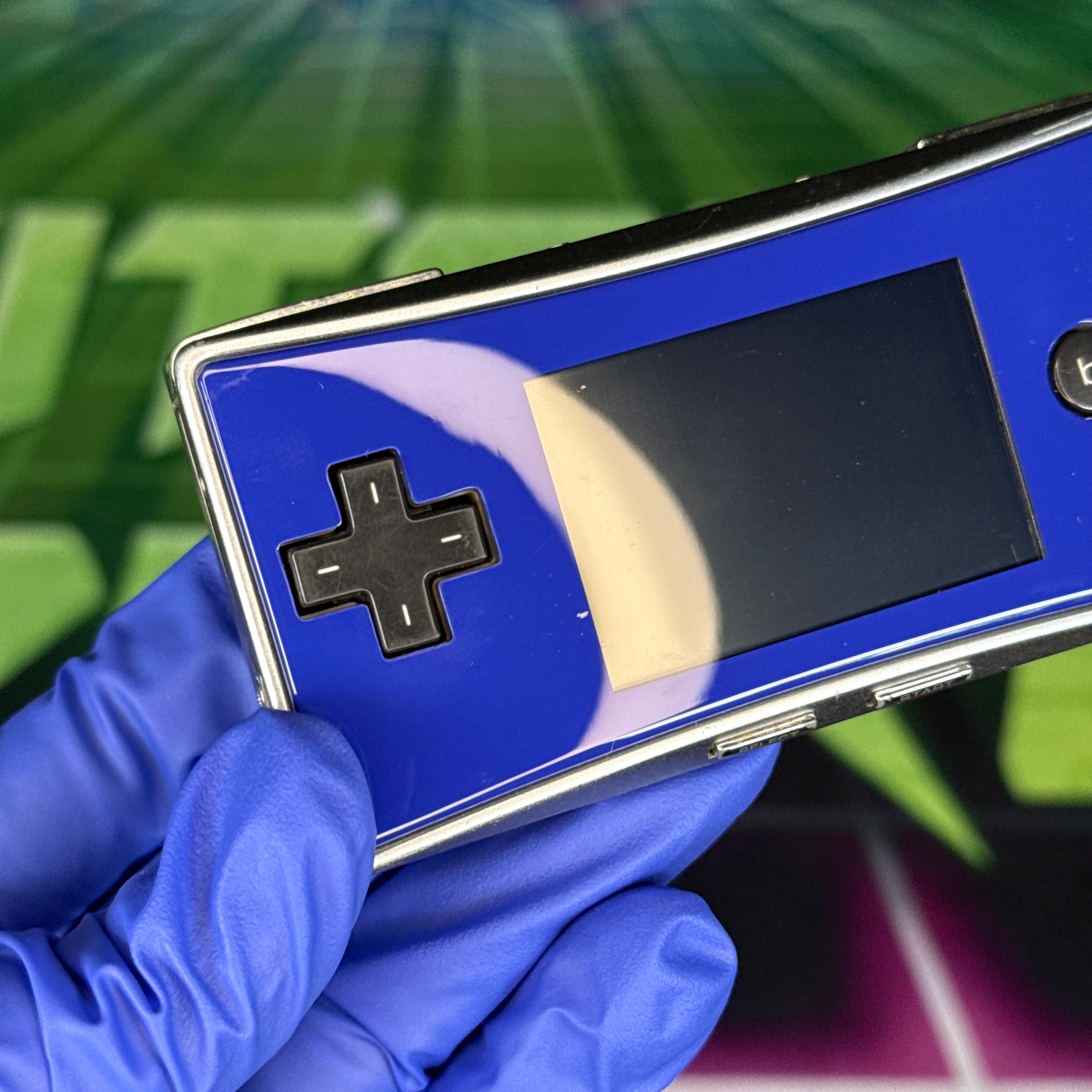 Nintendo GameBoy Micro – Silver w/ Blue Faceplate