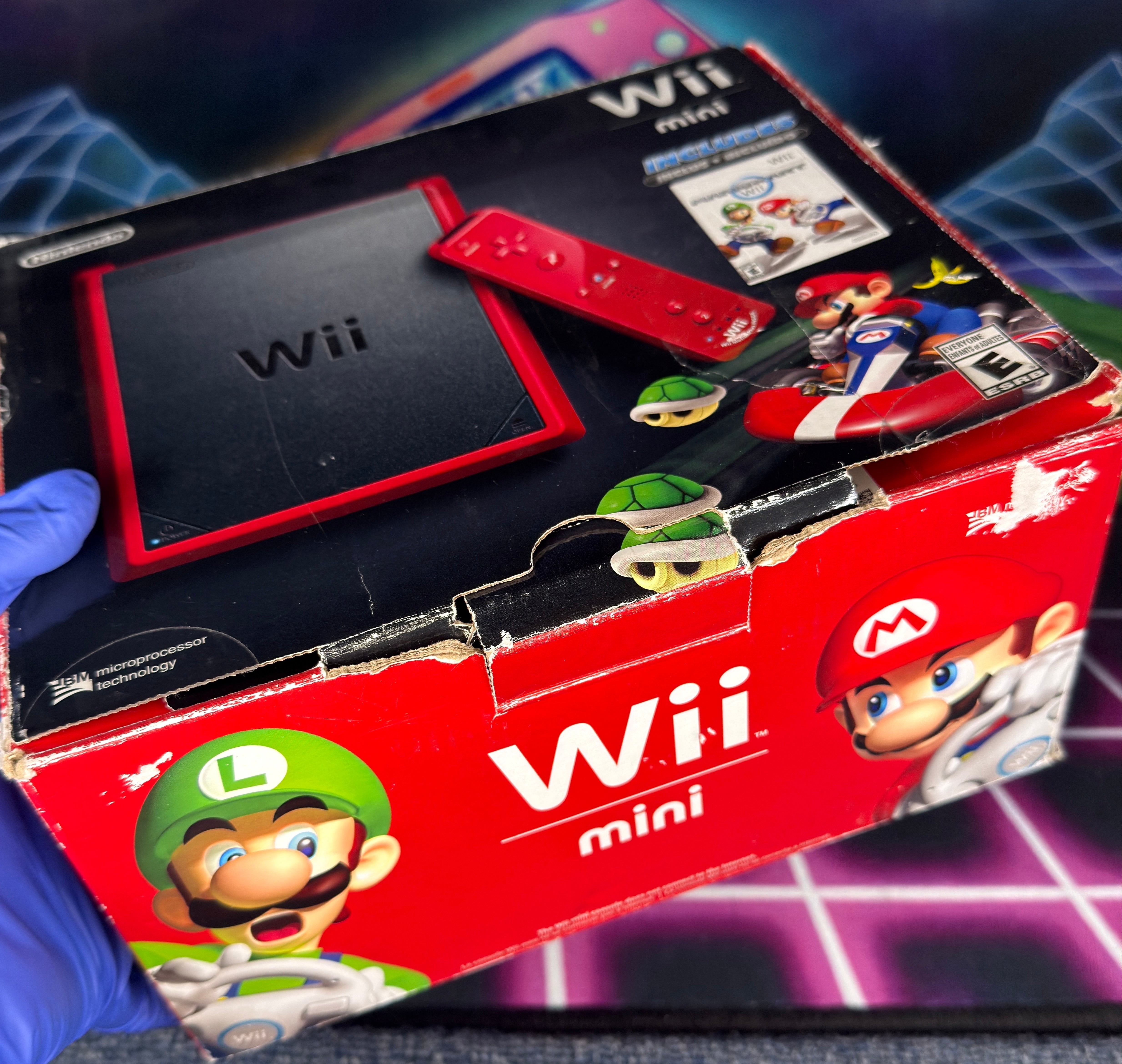 Nintendo Wii Mini Console – Red/Black - Mario Kart Bundle
