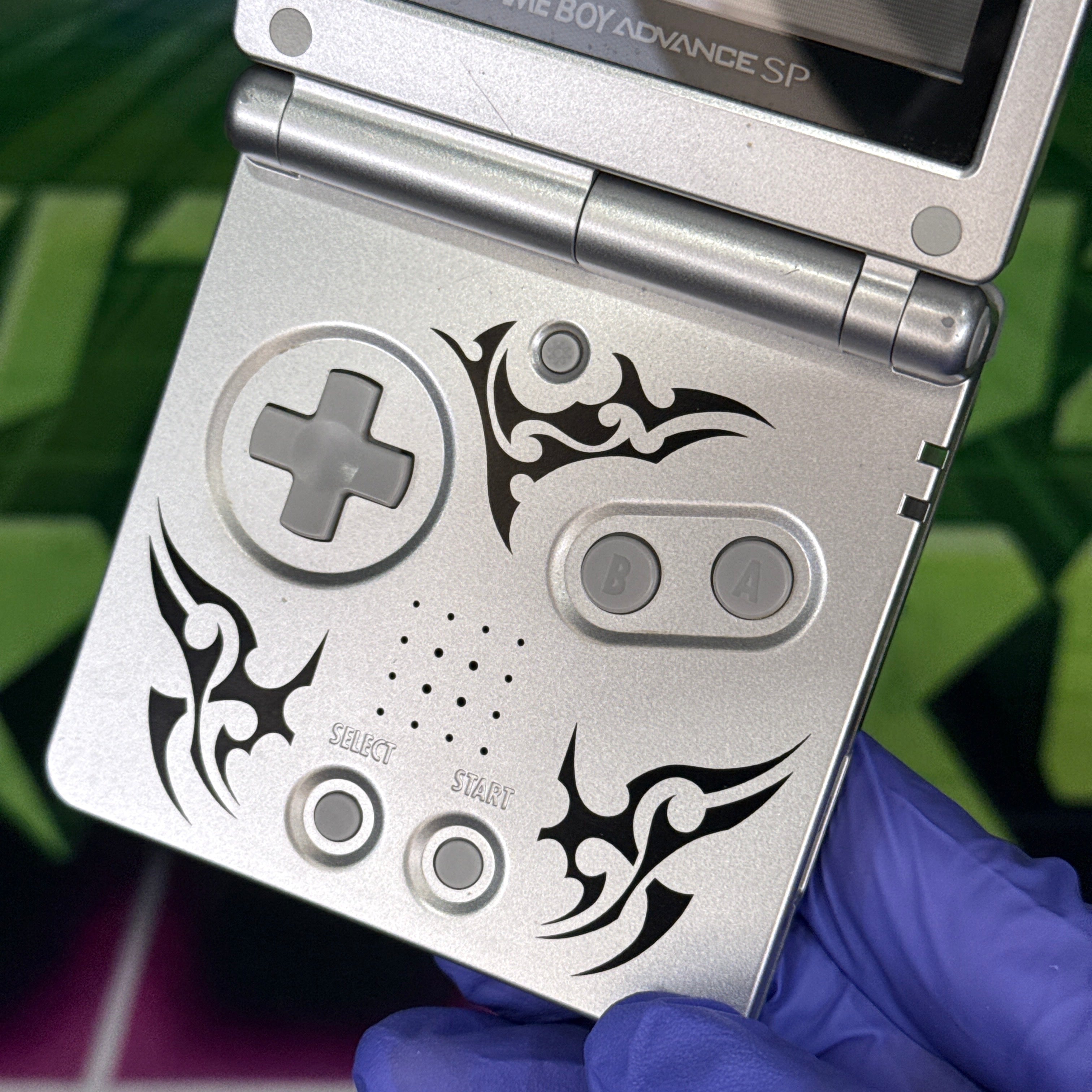 Nintendo GameBoy Advance SP – Tribal Limited Edition Silver – Tested & Working