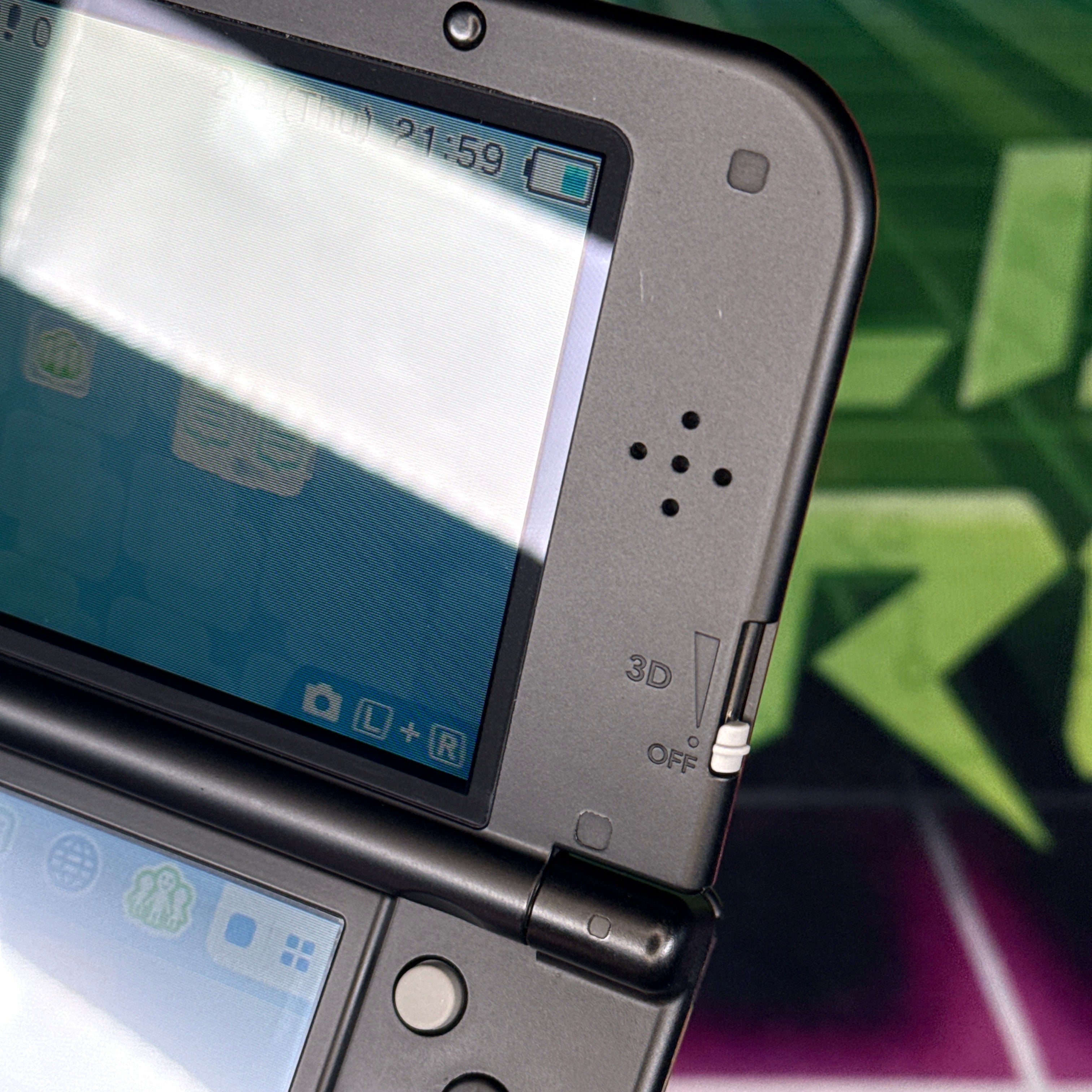 New Nintendo 3DS XL Handheld Console - Samus Edition