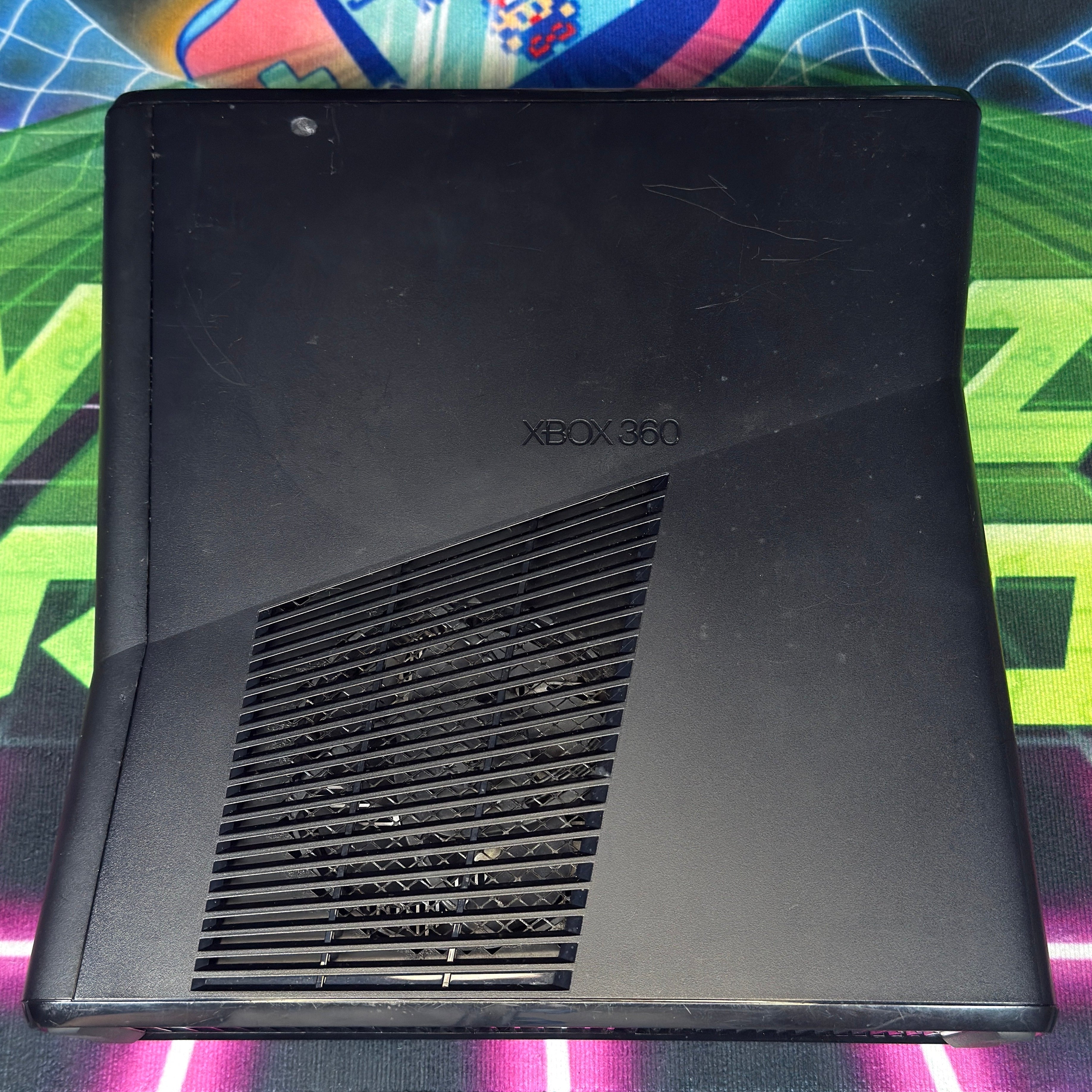 Xbox 360 Slim Console Bundle (250GB)