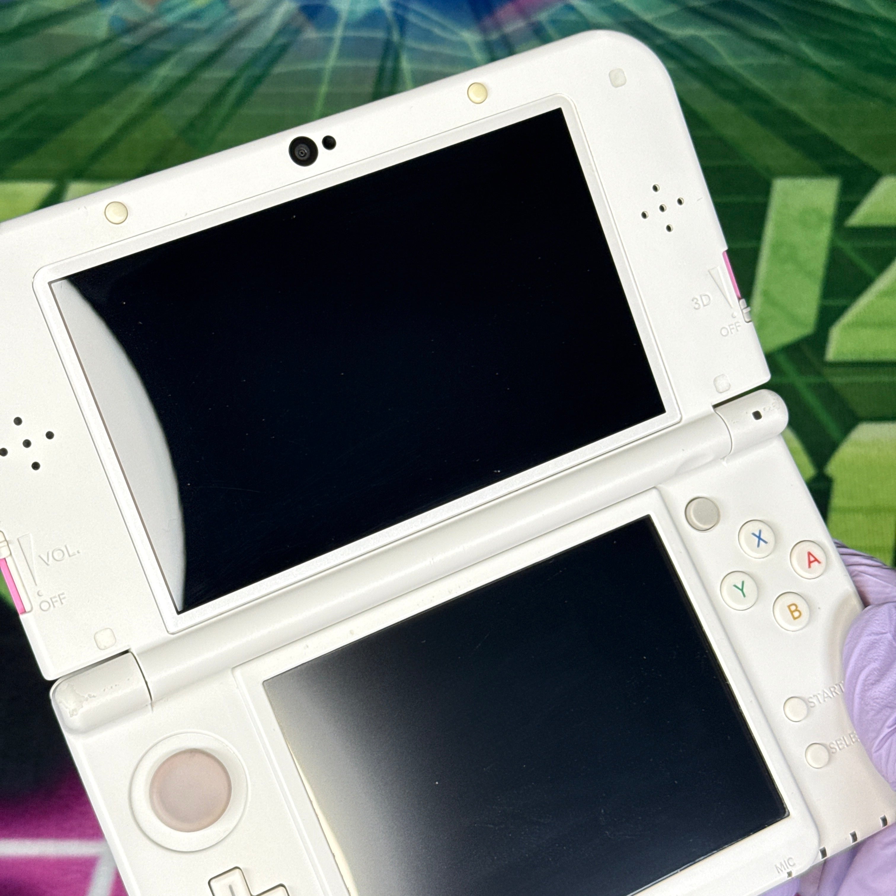 New Nintendo 3DS XL - Pink/White