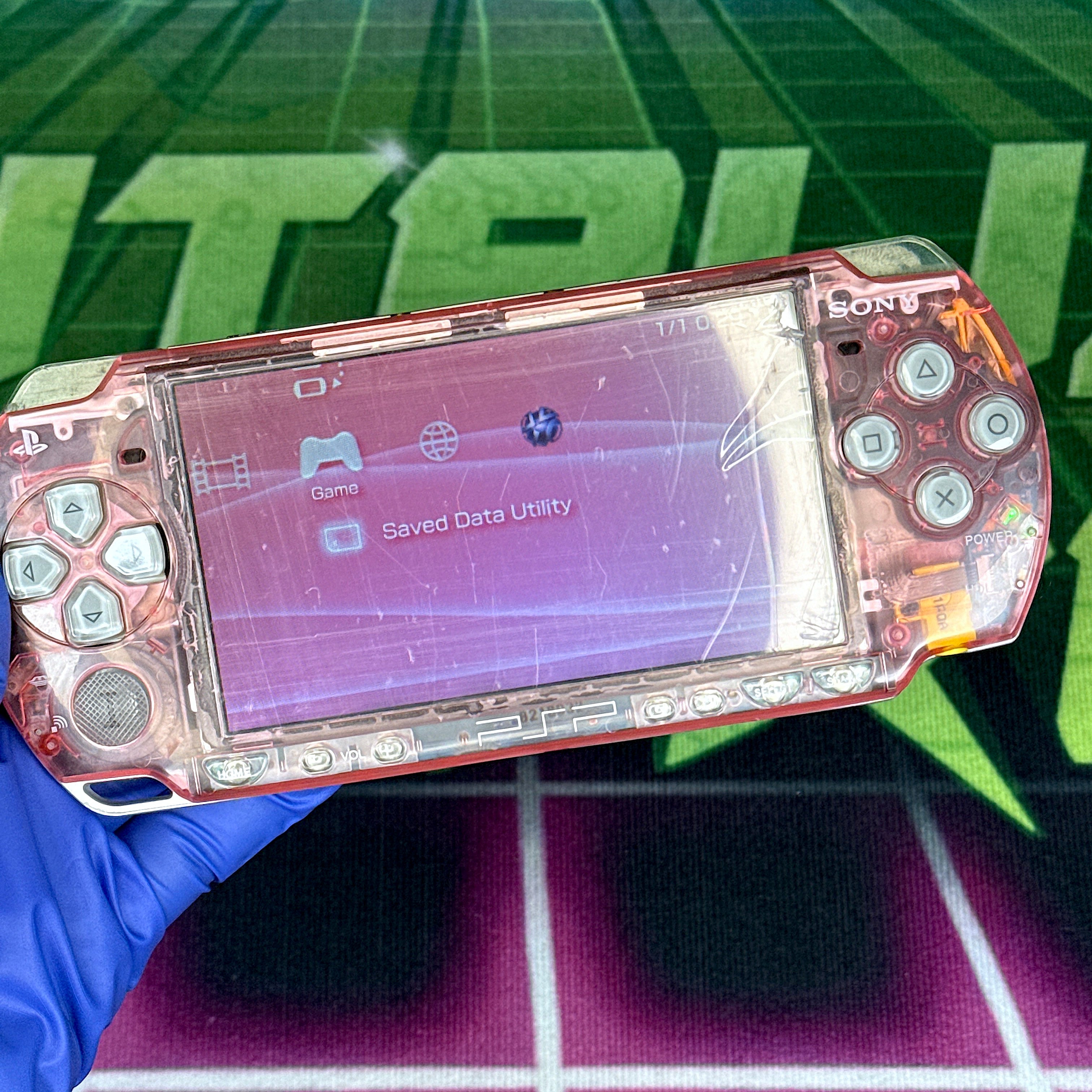 PSP 2000 Handheld Console – Clear Pink w/ Silver Buttons (Refurbished)