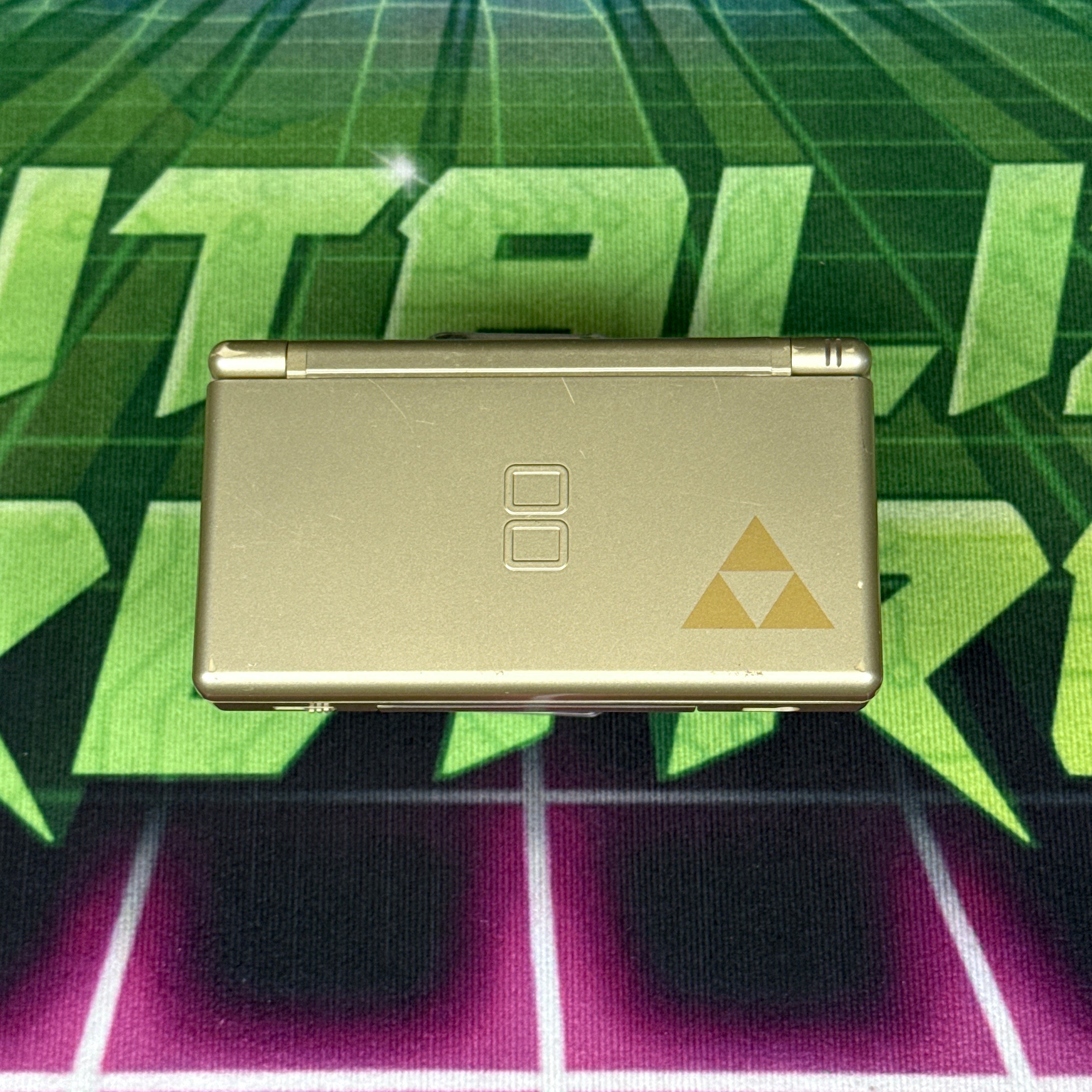 Nintendo DS Lite Handheld Console - Gold Zelda Triforce Edition