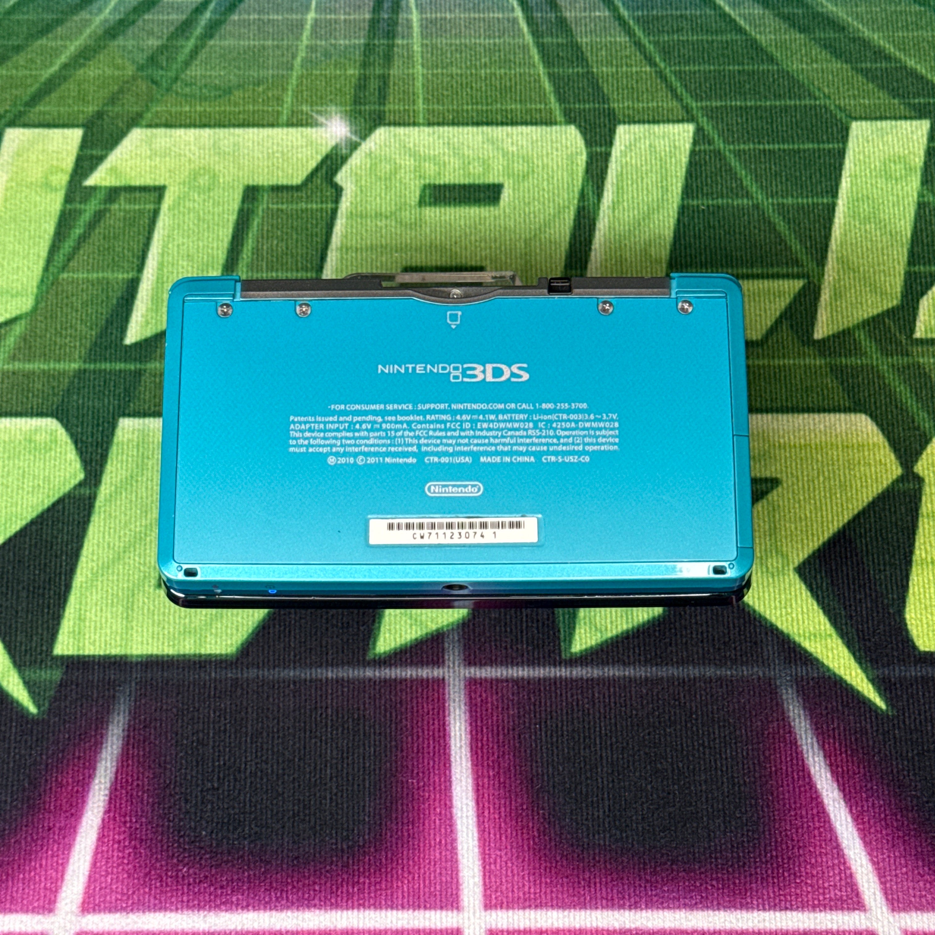 Nintendo 3DS Handheld Console  - Aqua Blue (CIB)