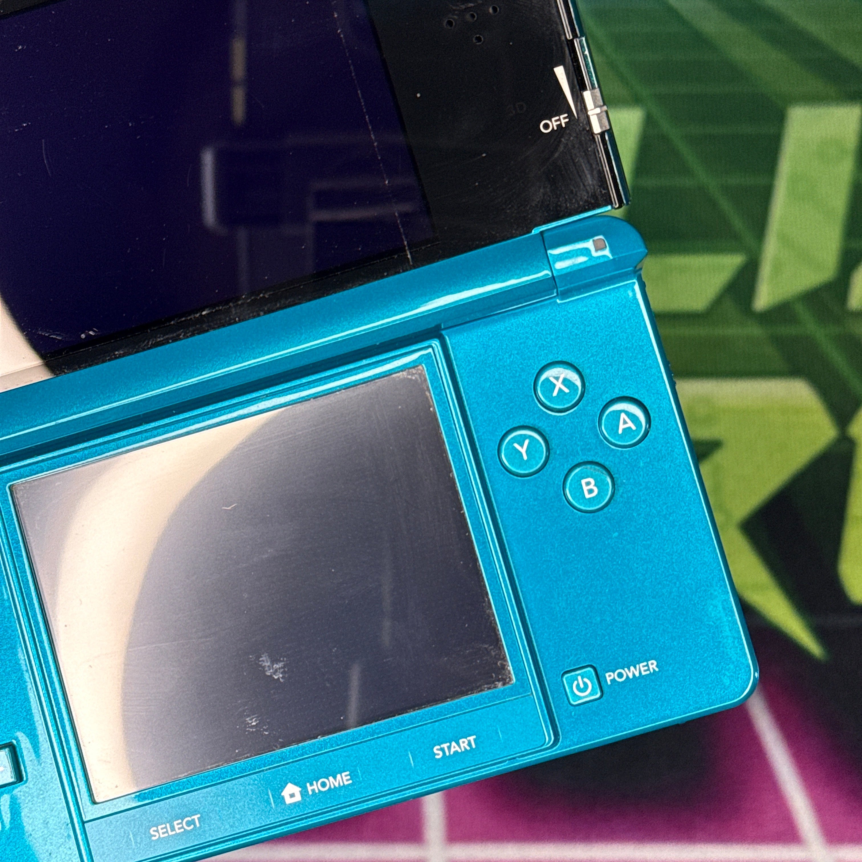 Nintendo 3DS Handheld Console  - Aqua Blue (CIB)