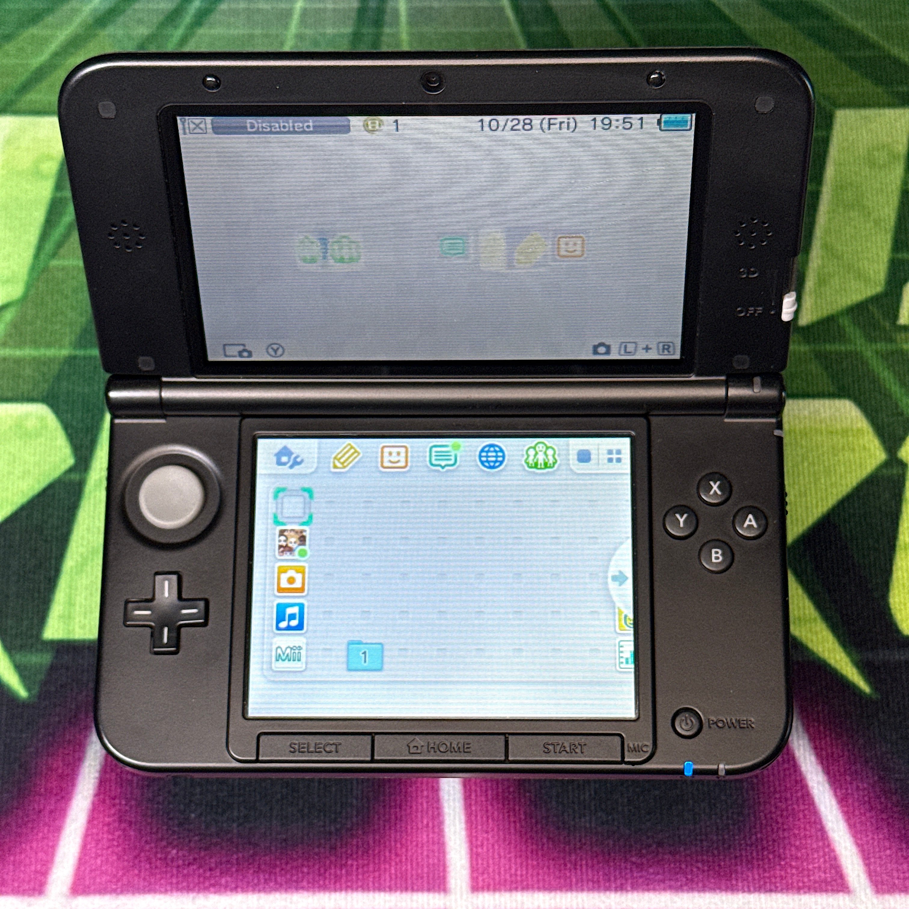 Nintendo 3DS XL Handheld Console - Super Smash Bros. - Blue
