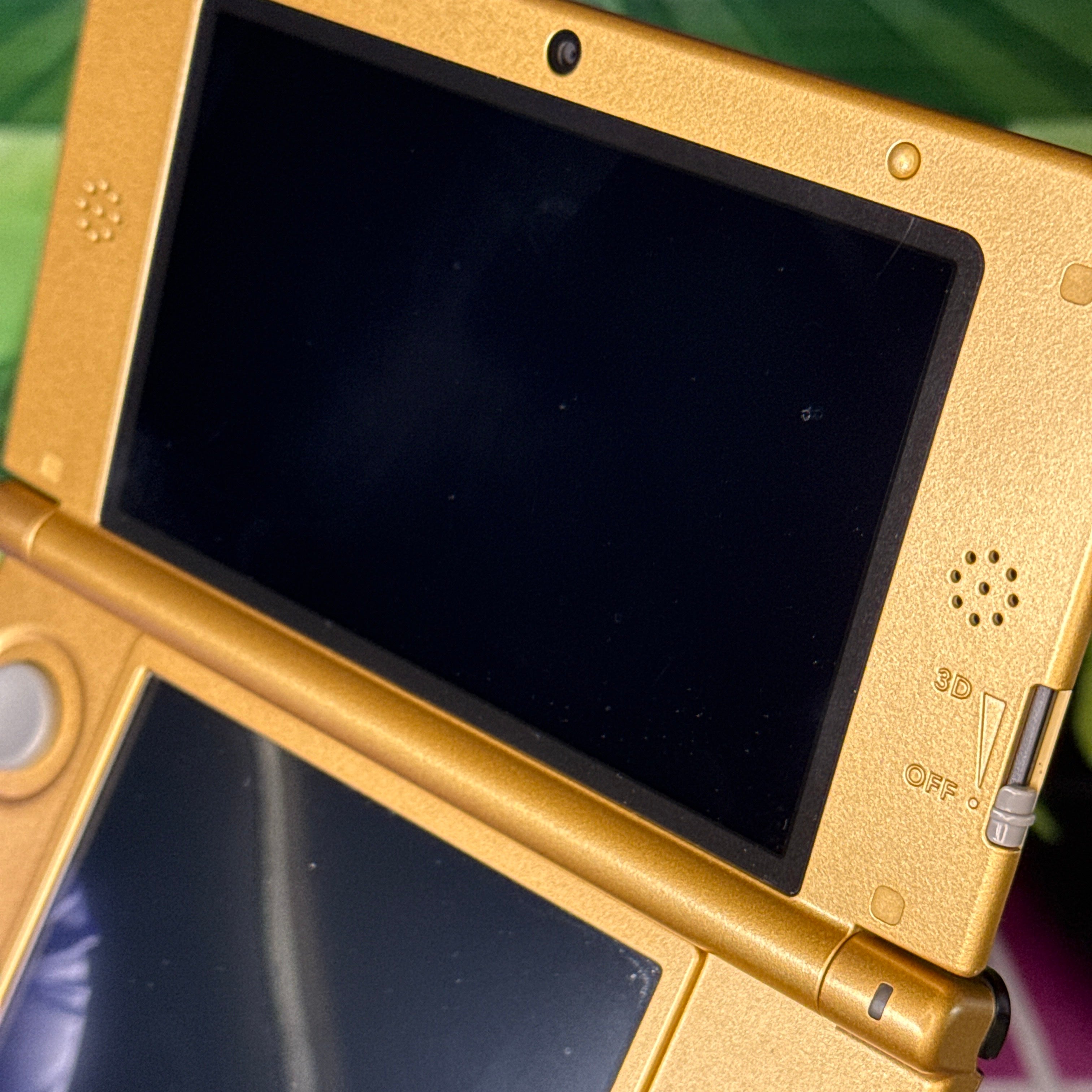 Nintendo 3DS XL Handheld Console - The Legend of Zelda: A Link Between Worlds - Gold/Black