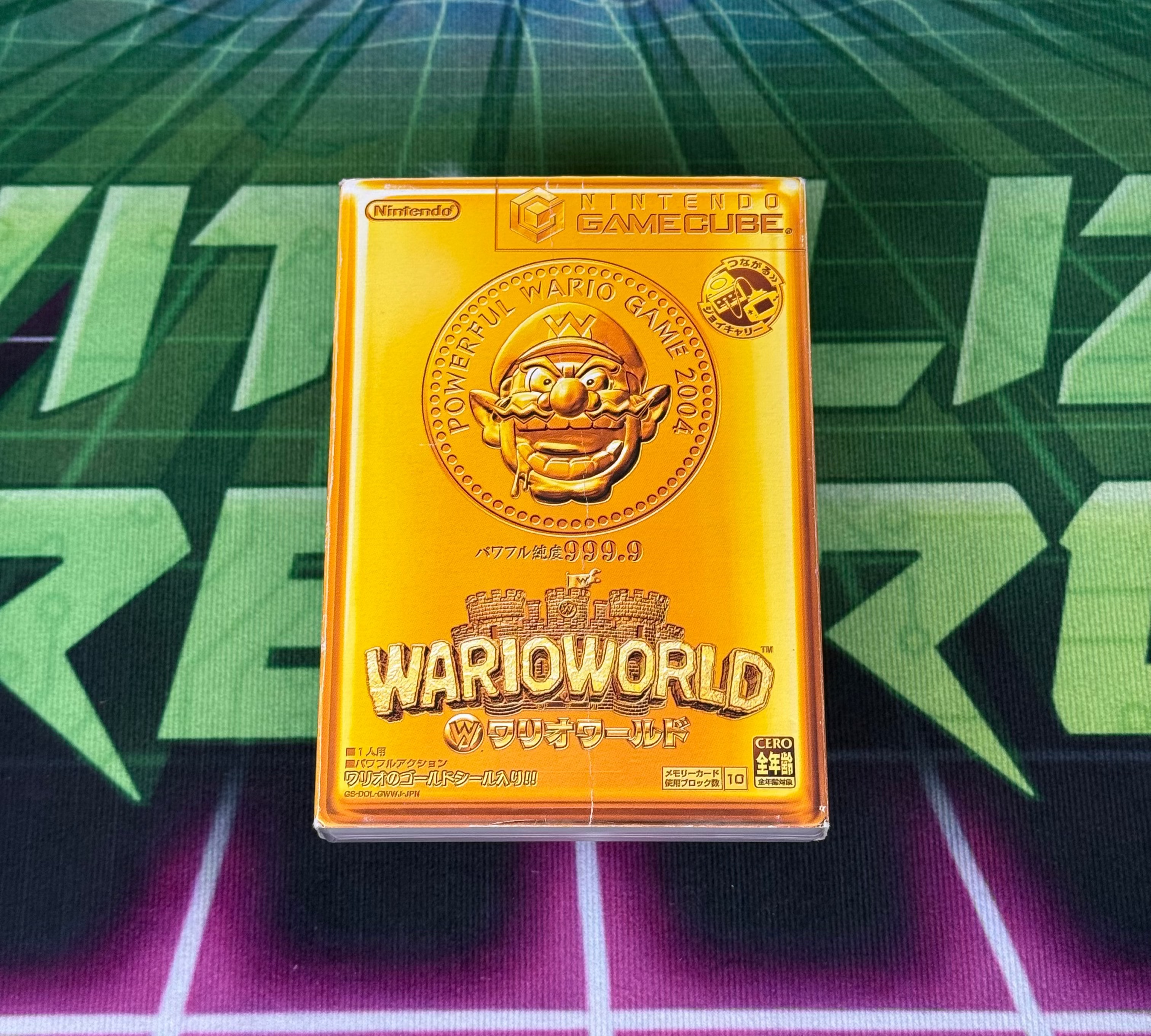 Wario World | JP Gamecube (damaged sleeve)