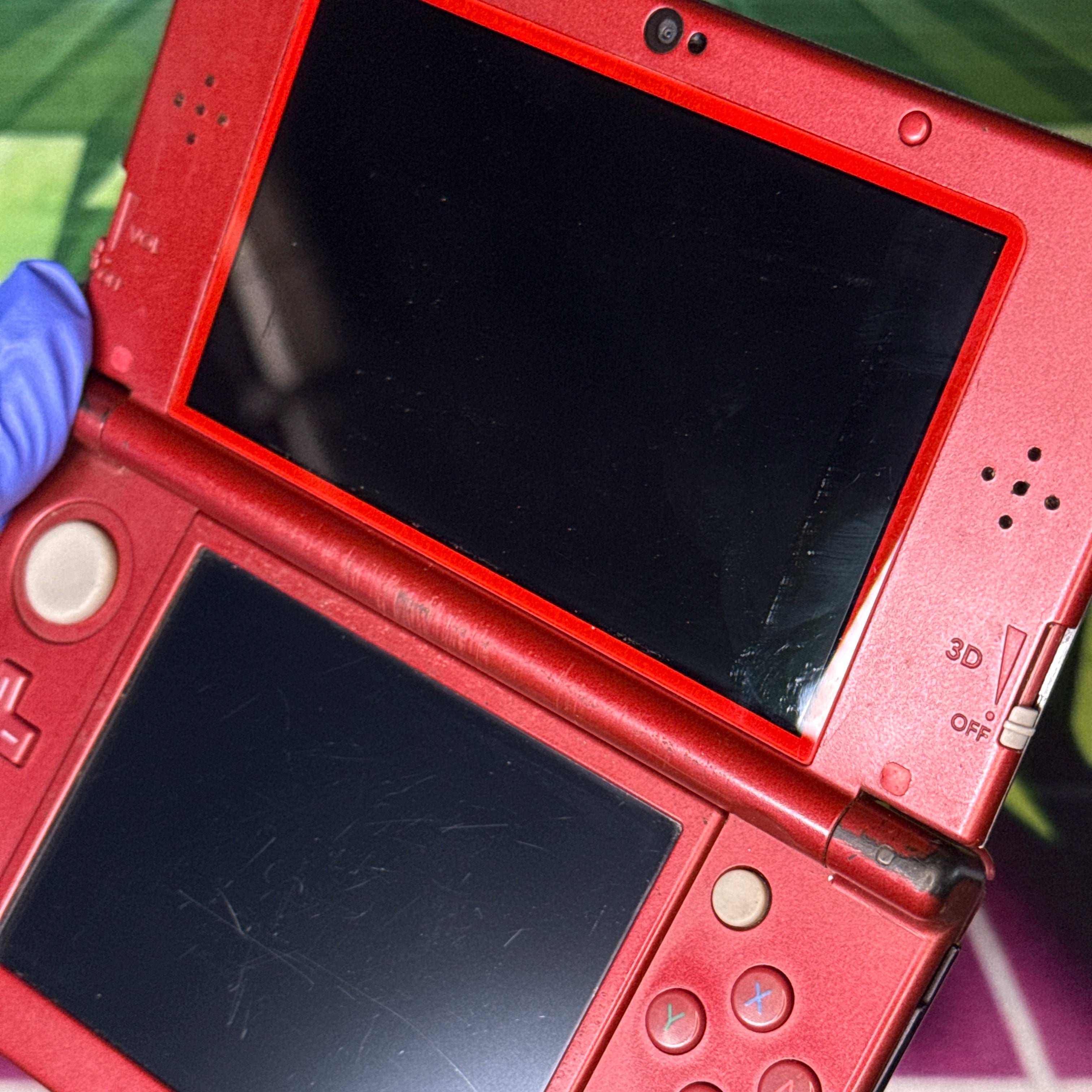 New Nintendo 3DS XL Handheld Console - Red w/ "Galaxy Style" Plates