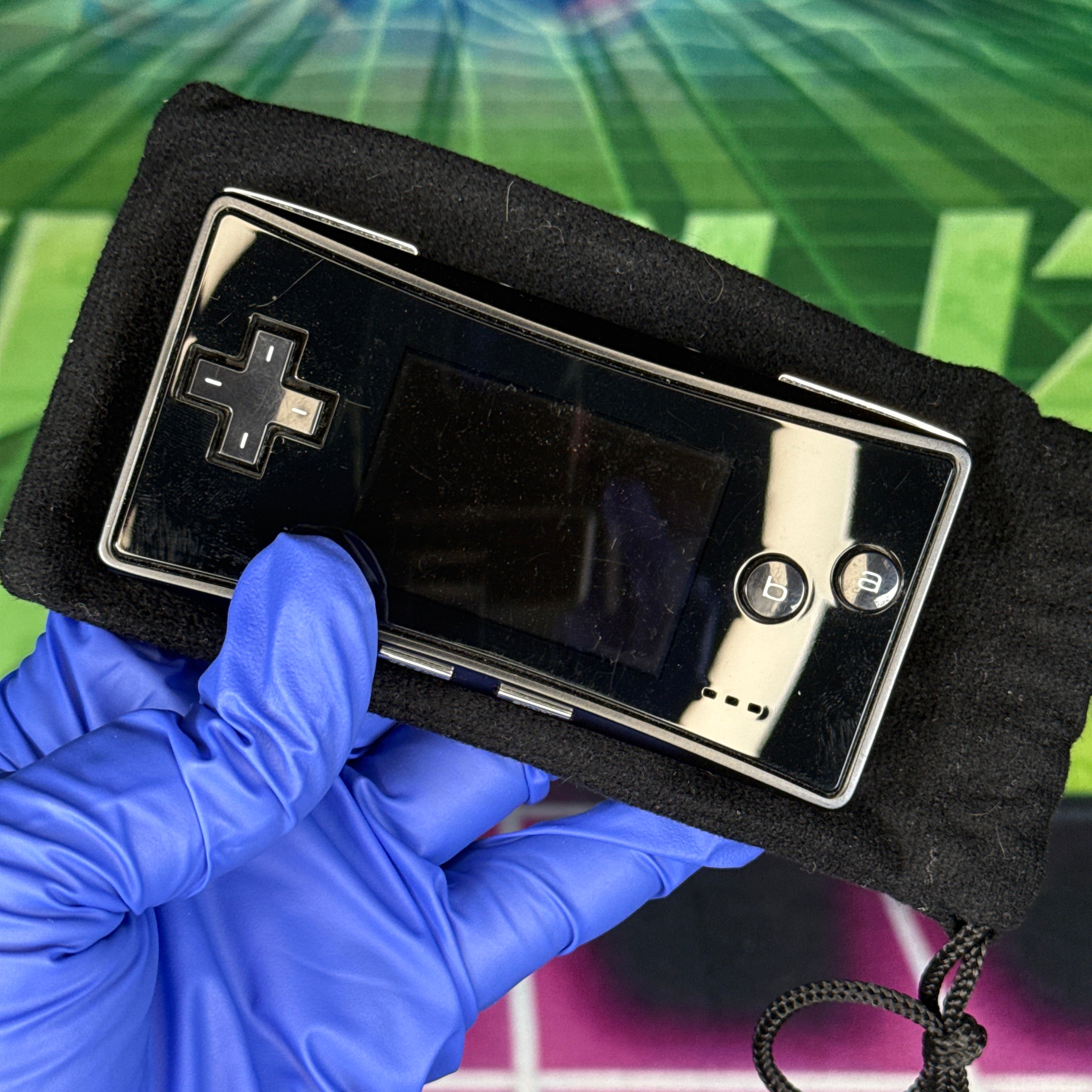 Nintendo GameBoy Micro – Black w/ Original Pouch