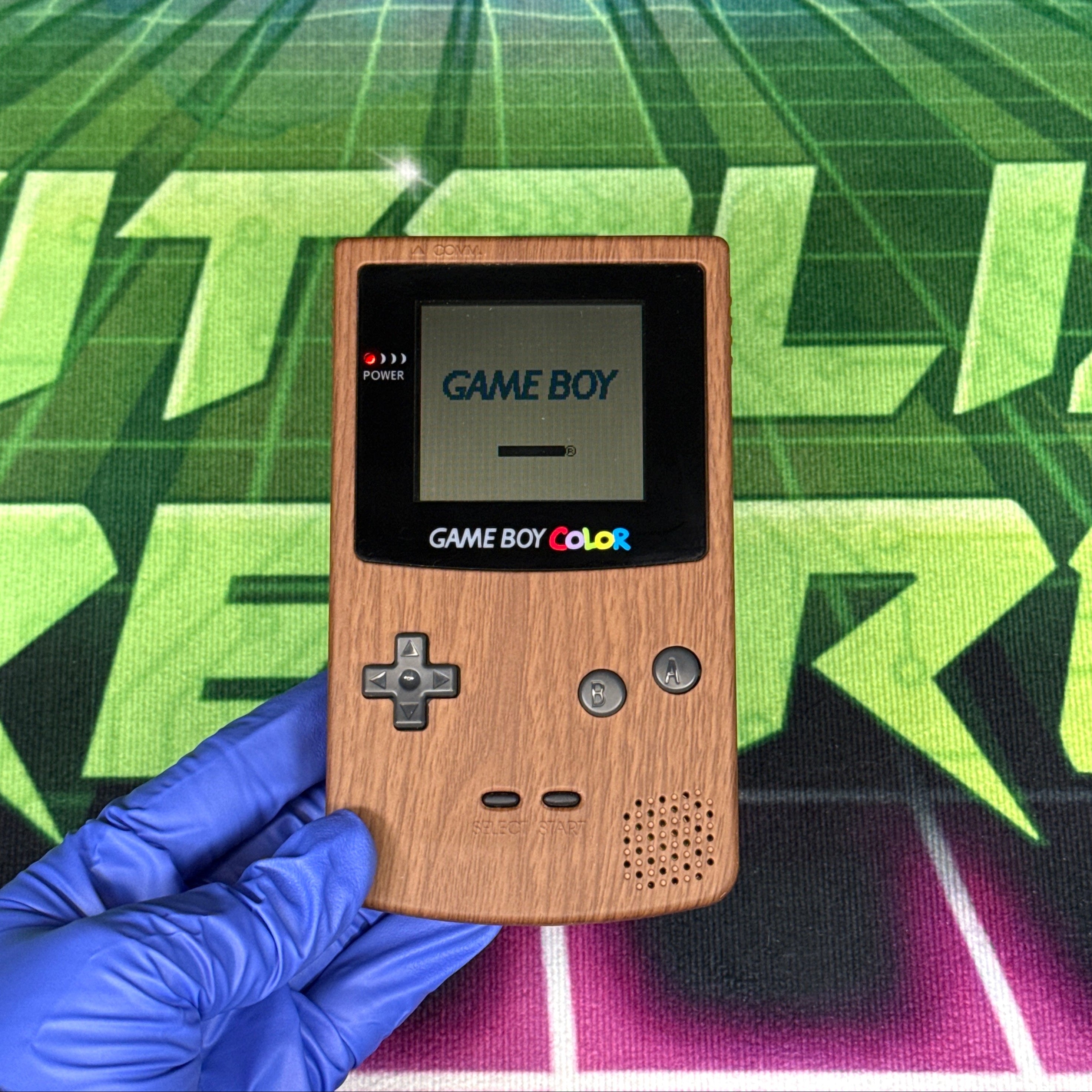 Nintendo GameBoy Color – Wood Grain Shell – Tested & Working