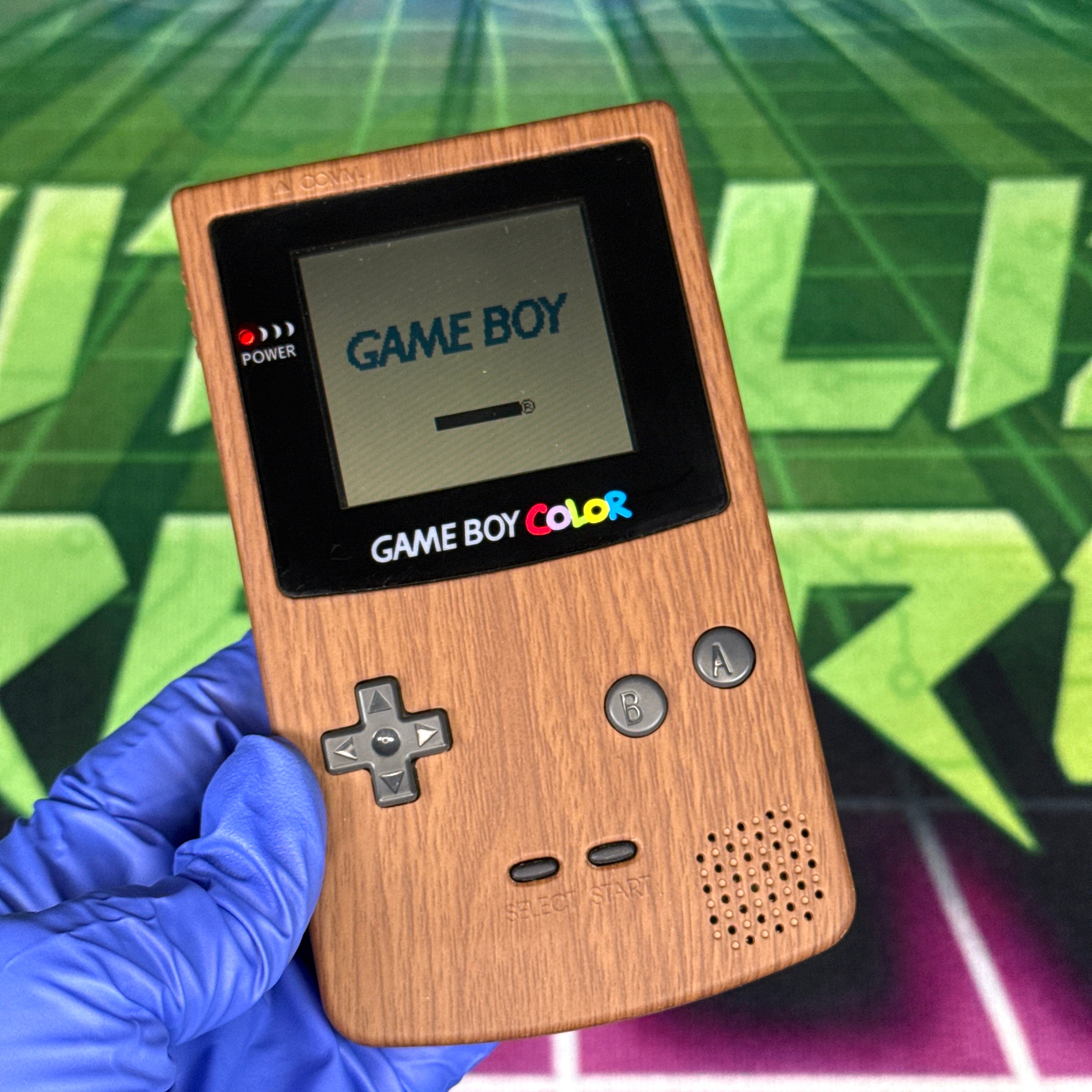 Nintendo GameBoy Color – Wood Grain Shell – Tested & Working