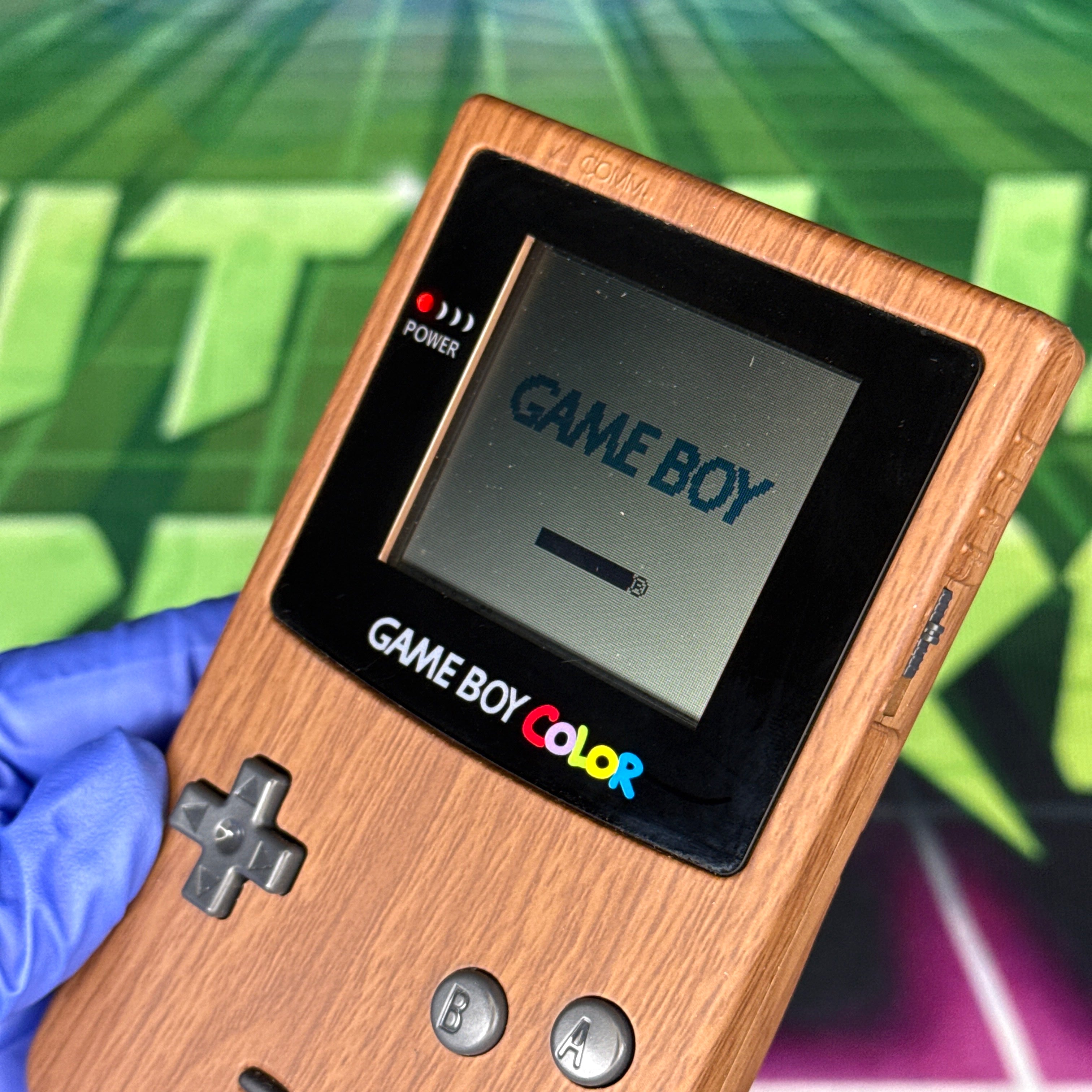 Nintendo GameBoy Color – Wood Grain Shell – Tested & Working