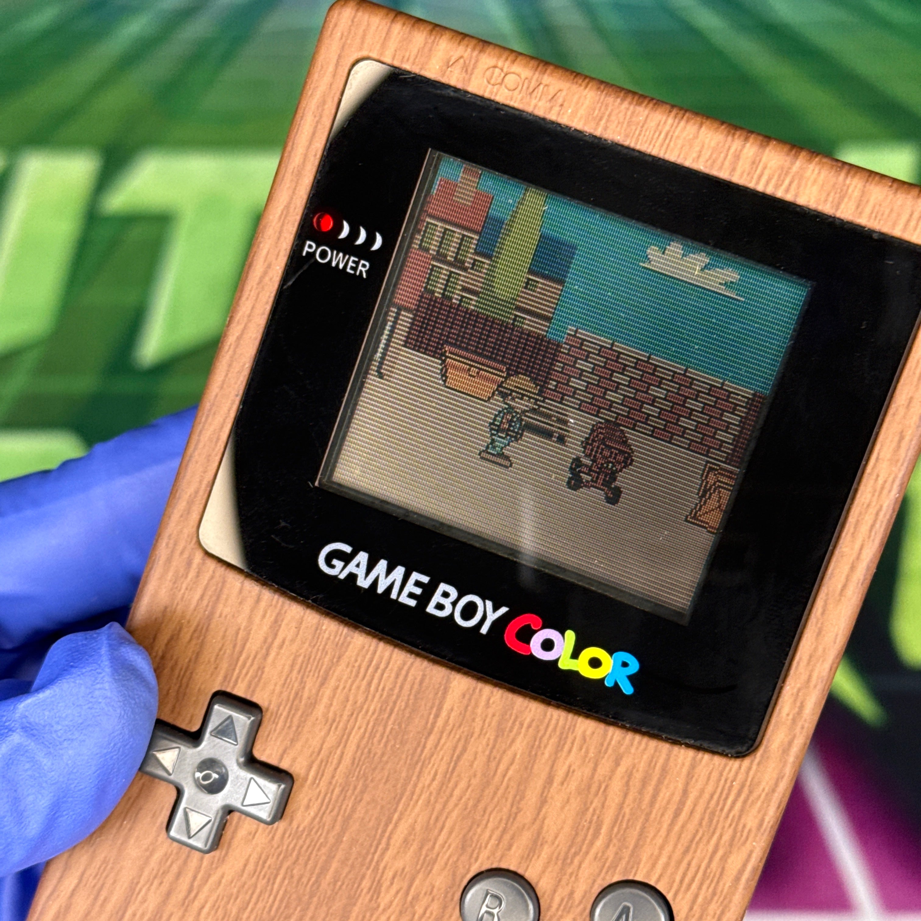 Nintendo GameBoy Color – Wood Grain Shell – Tested & Working