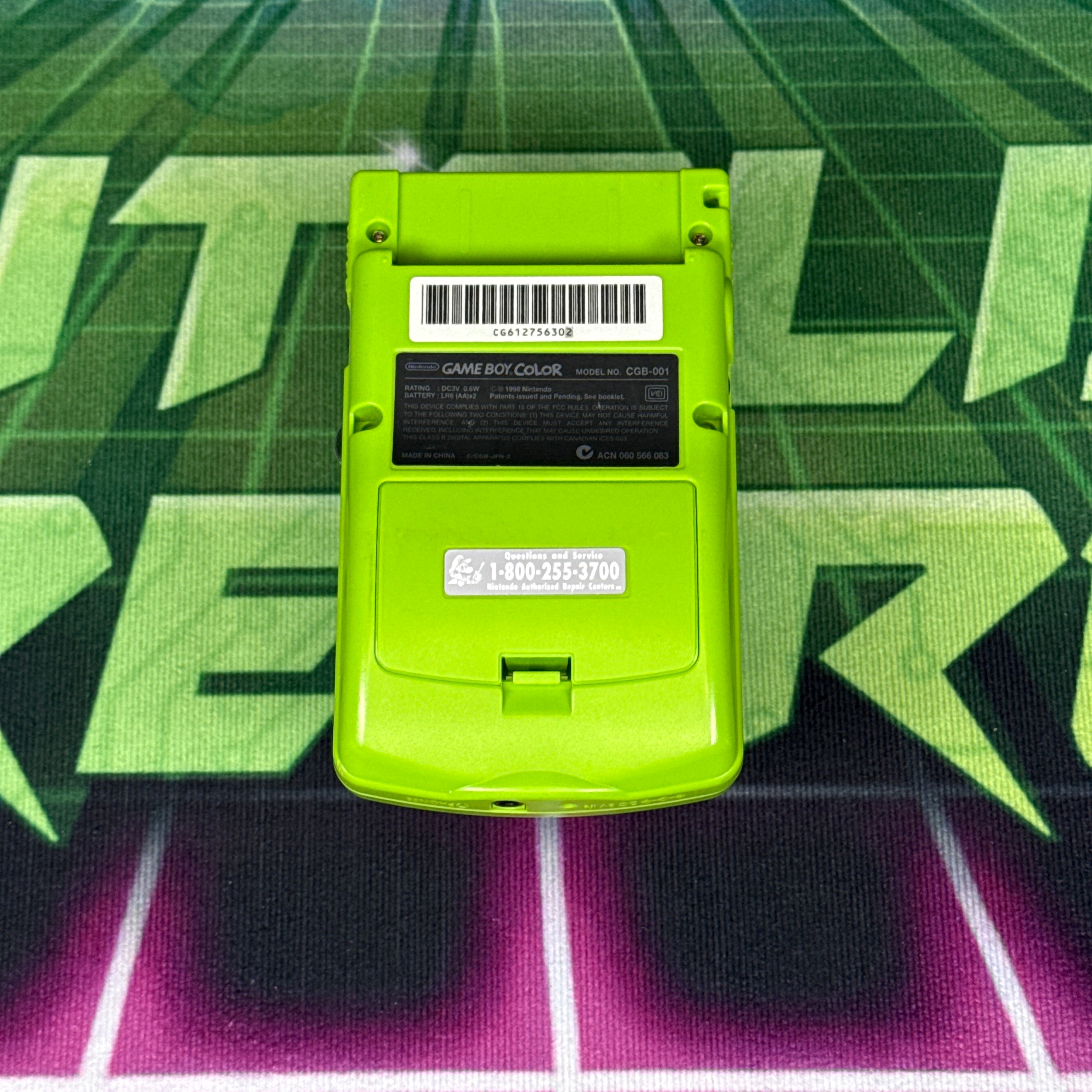 Nintendo GameBoy Color – Kiwi Green w/ Pokémon Crystal – Tested & Working (RARE!)