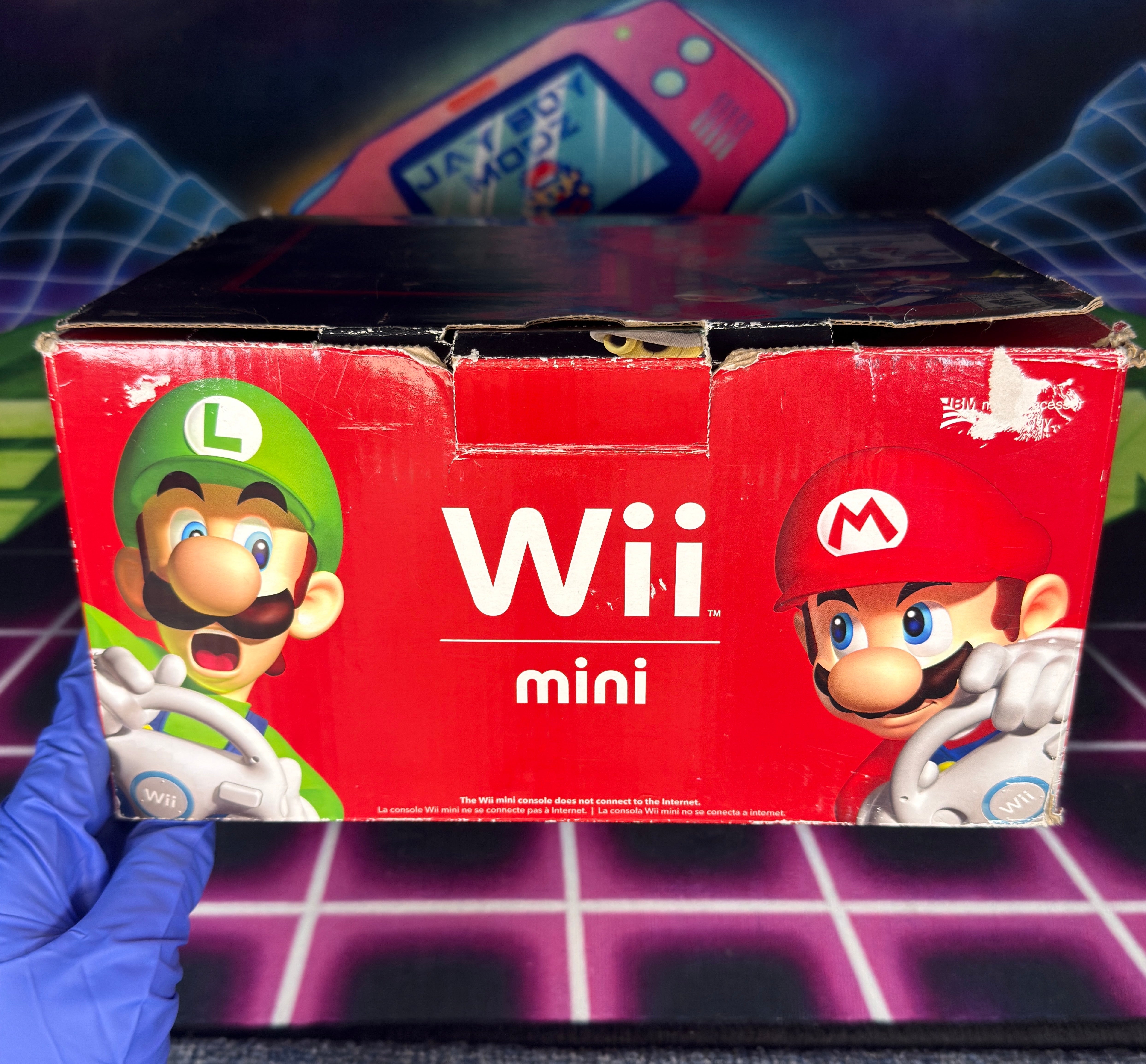 Nintendo Wii Mini Console – Red/Black - Mario Kart Bundle