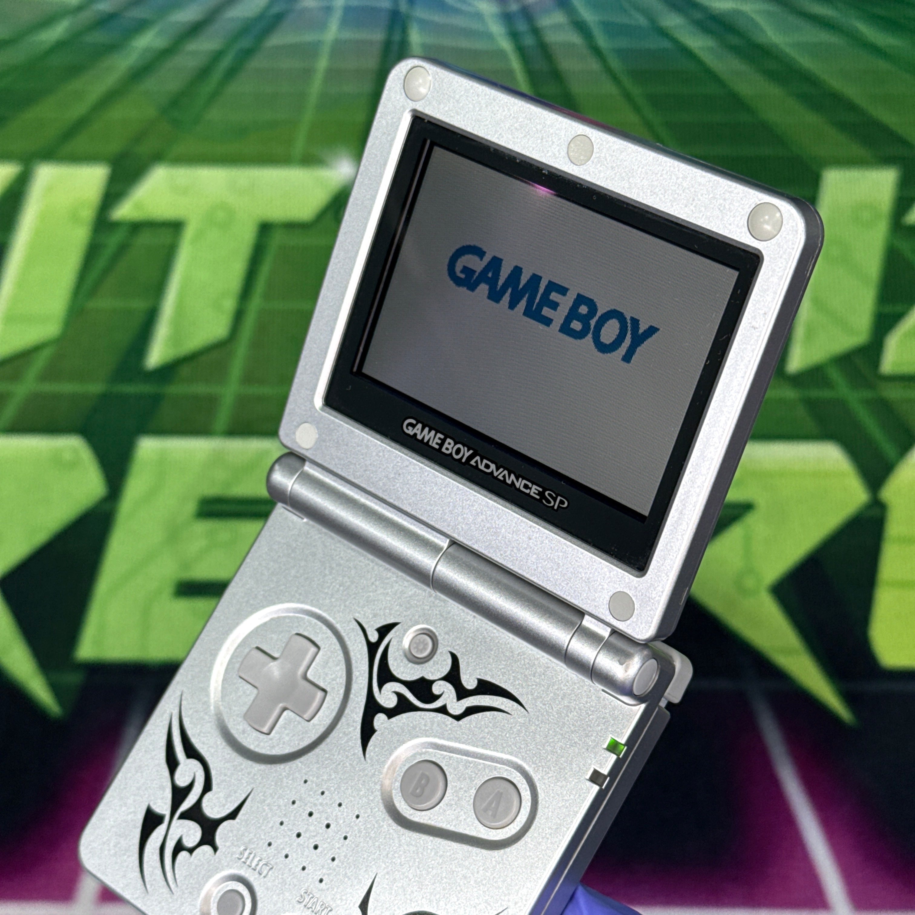 Nintendo GameBoy Advance SP – Tribal Limited Edition Silver – Tested & Working
