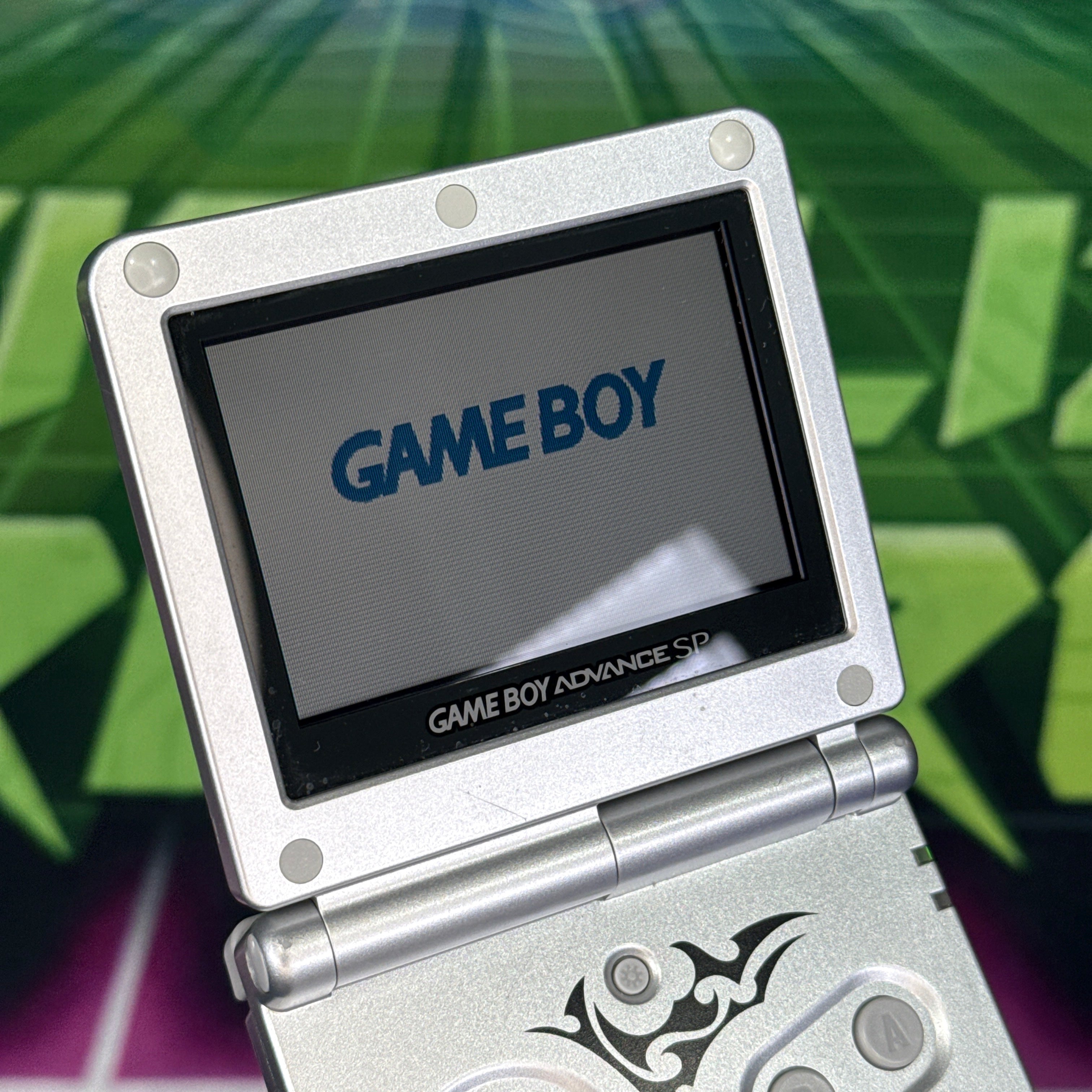 Nintendo GameBoy Advance SP – Tribal Limited Edition Silver – Tested & Working