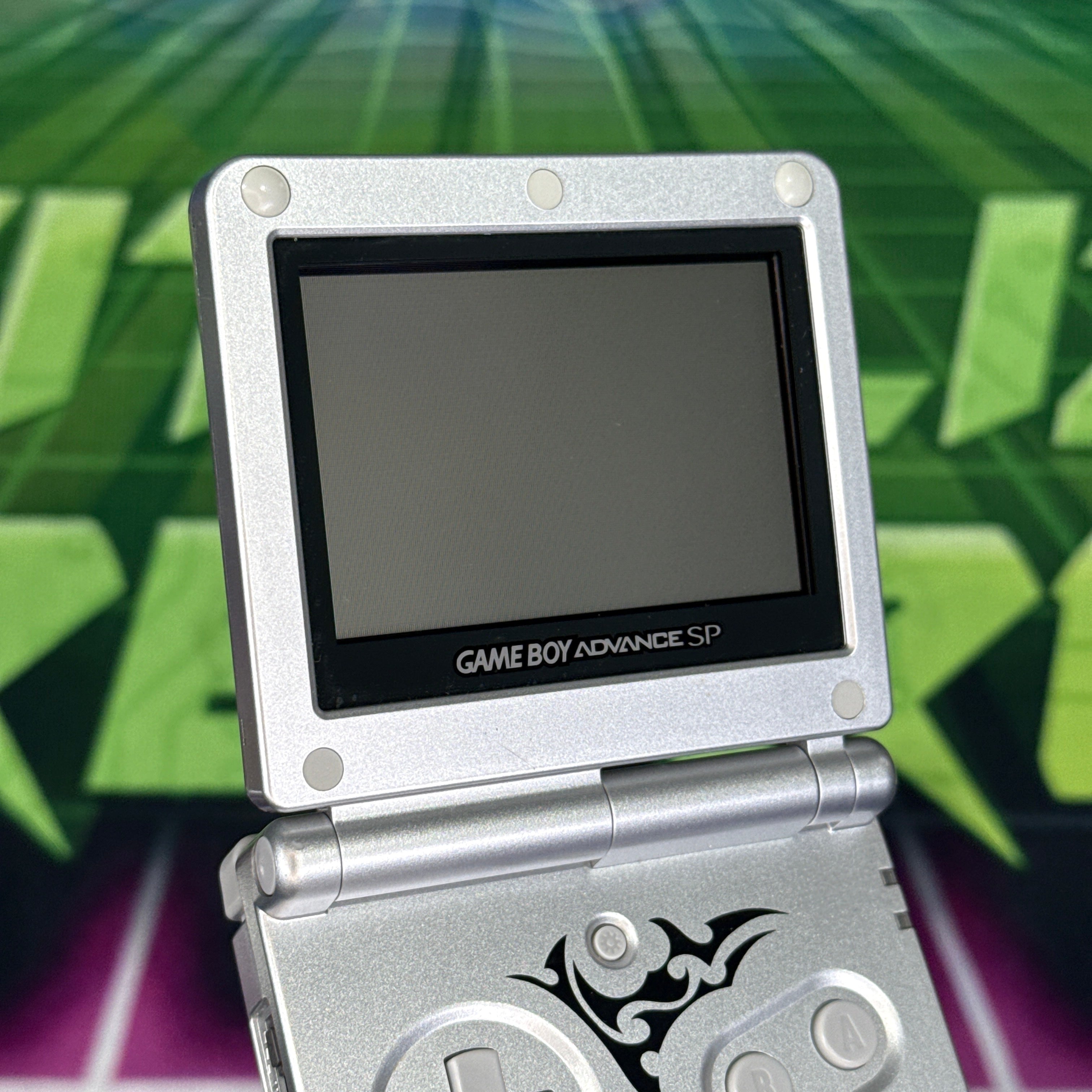Nintendo GameBoy Advance SP – Tribal Limited Edition Silver – Tested & Working