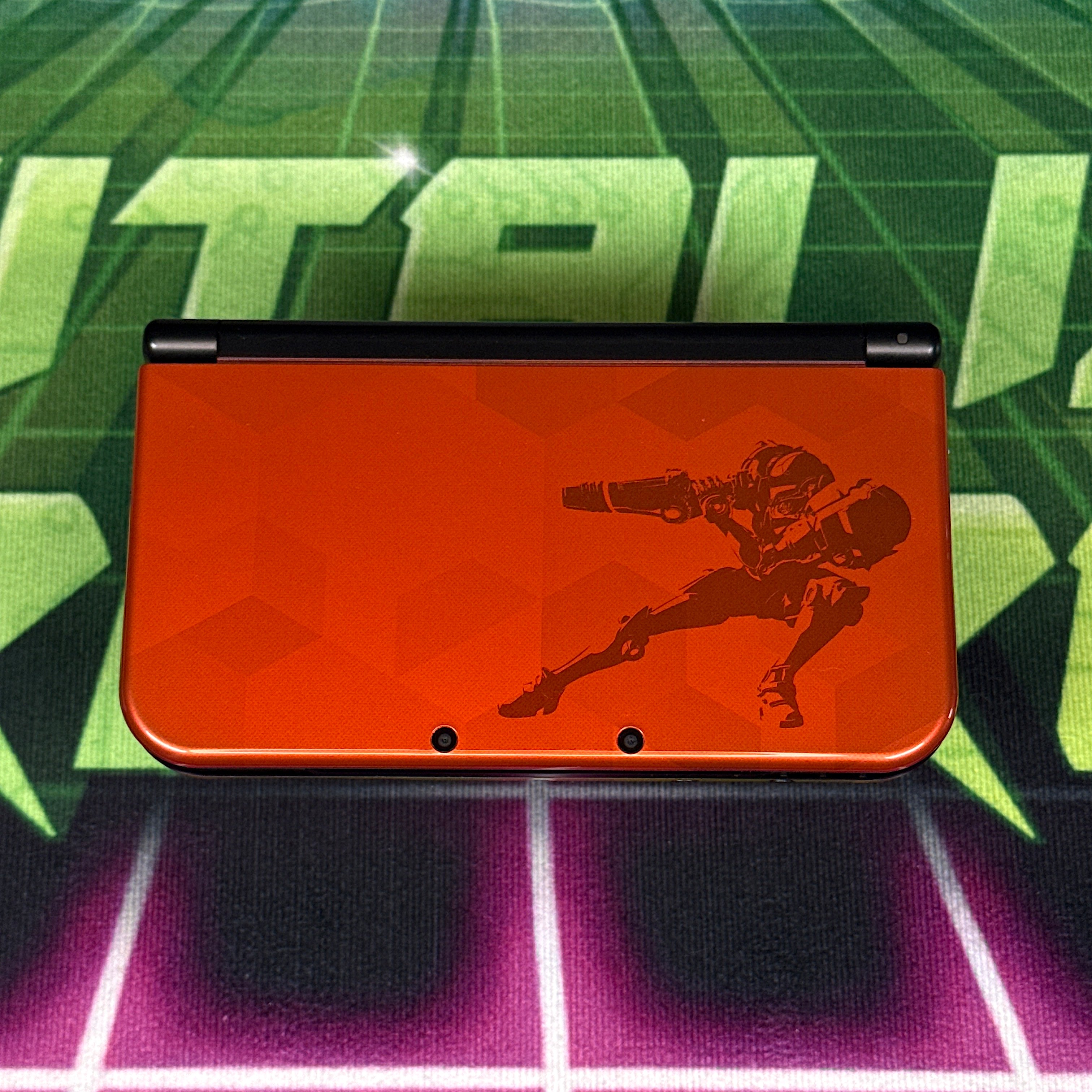 New Nintendo 3DS XL Handheld Console - Samus Edition