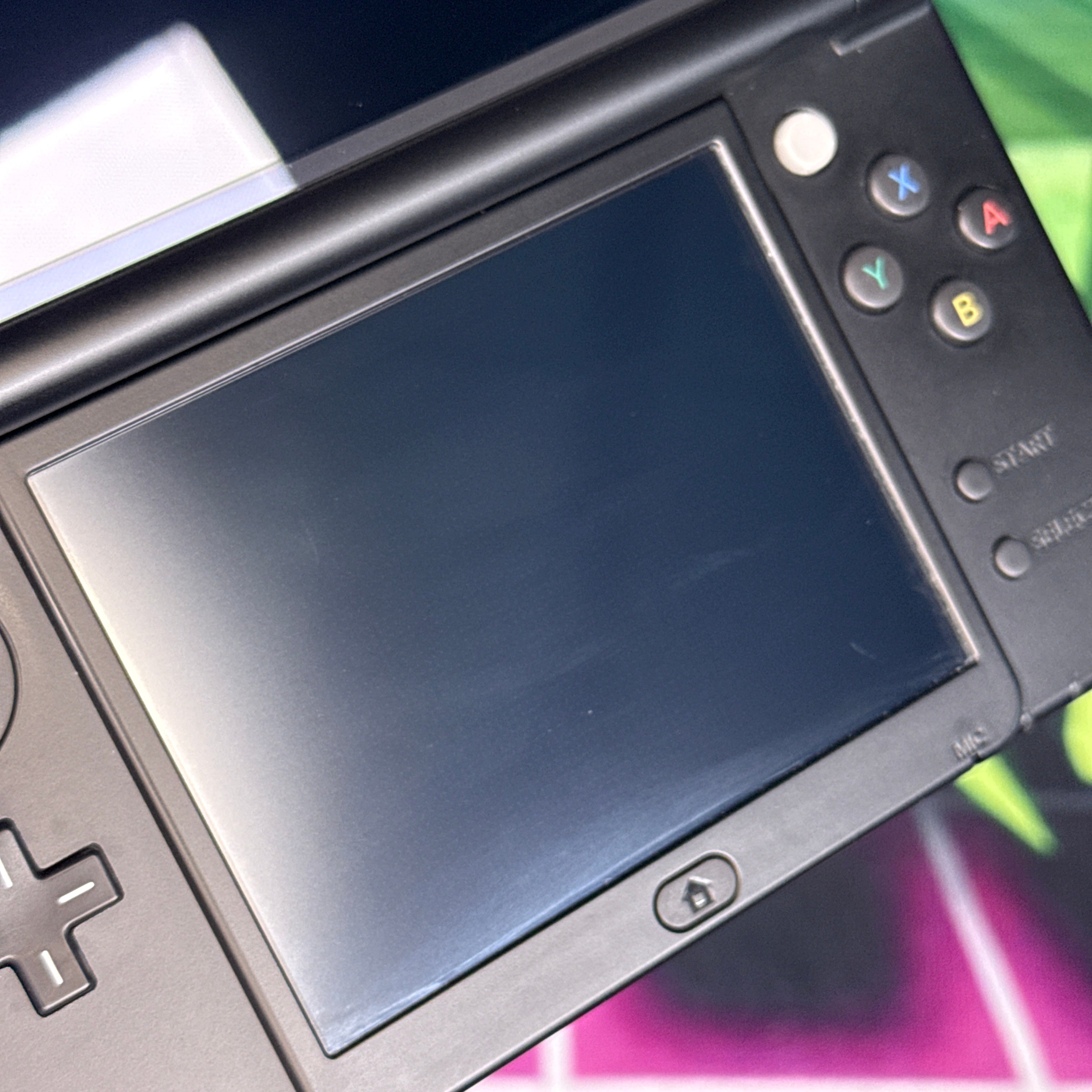 New Nintendo 3DS XL Handheld Console - Samus Edition