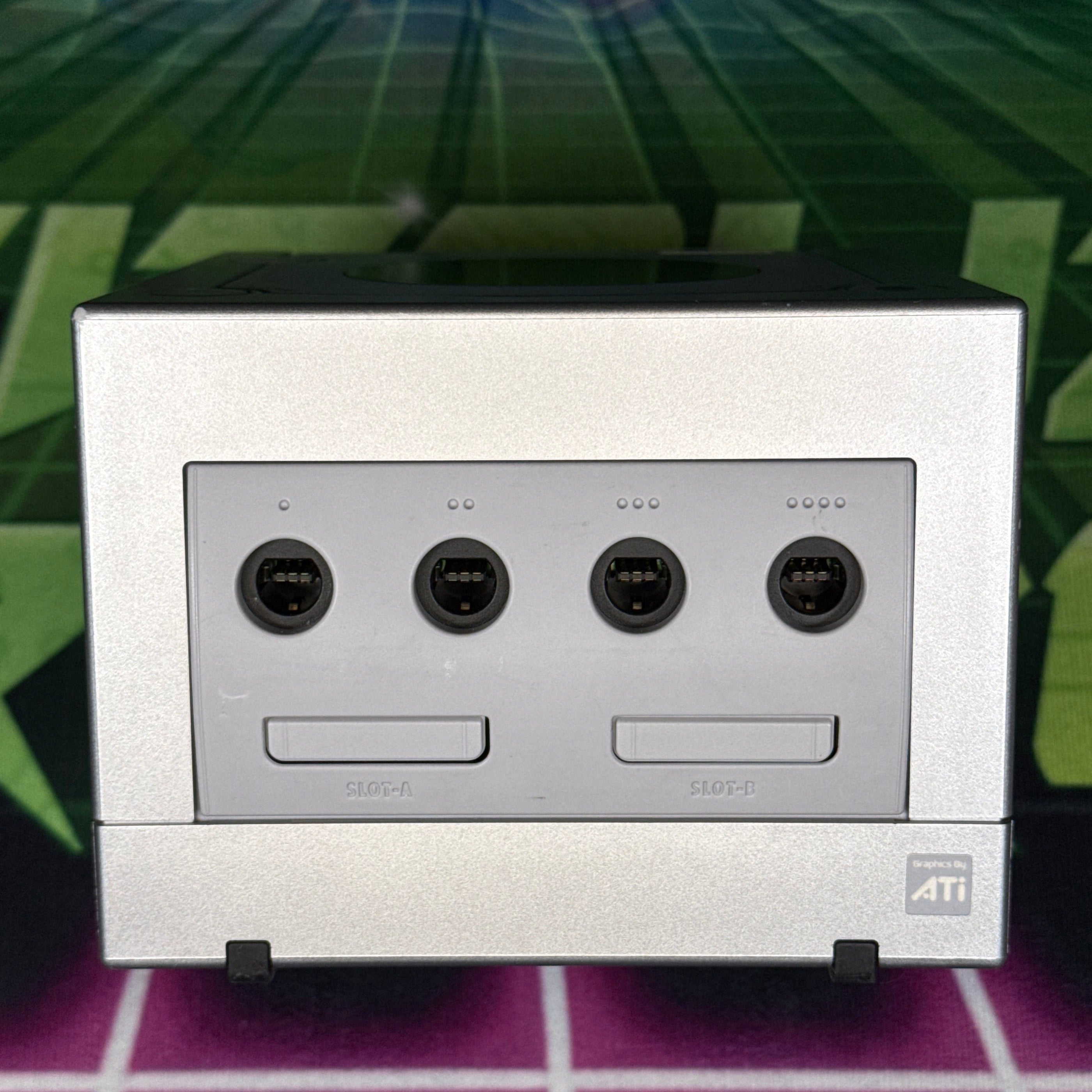 Nintendo GameCube - Platinum - DOL-001