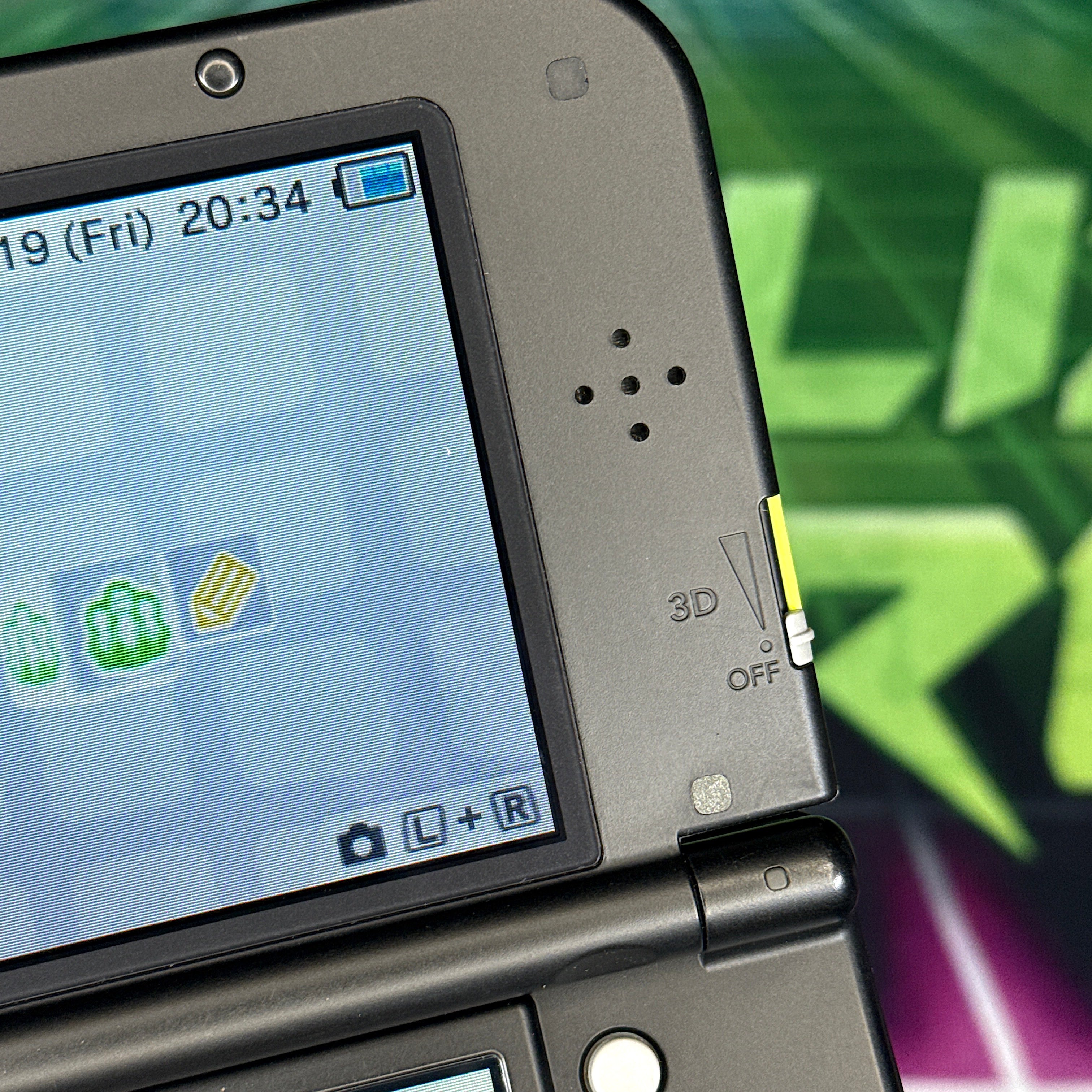 New Nintendo 3DS XL - Lime Green/Black