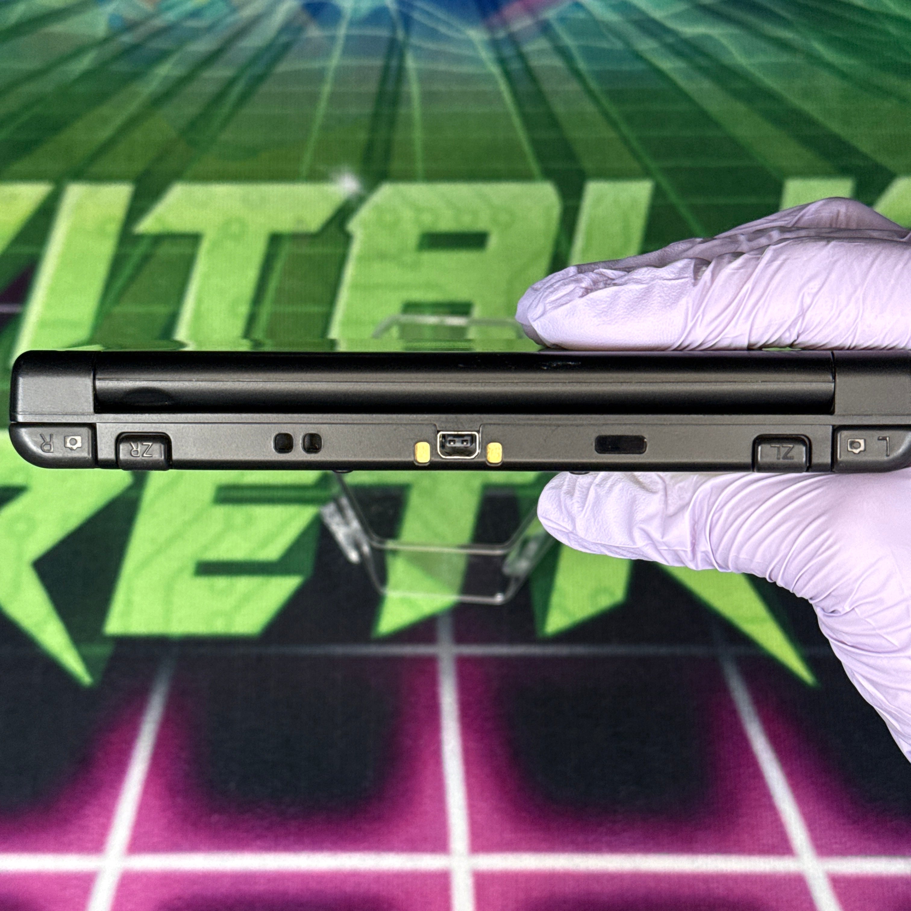 New Nintendo 3DS XL - Lime Green/Black